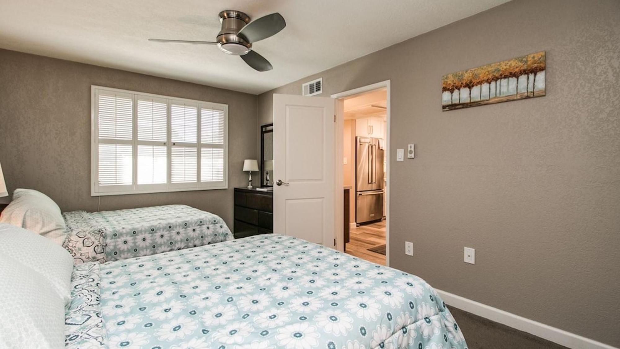 Cozy 2-bdrm In Heart Of Old Town *