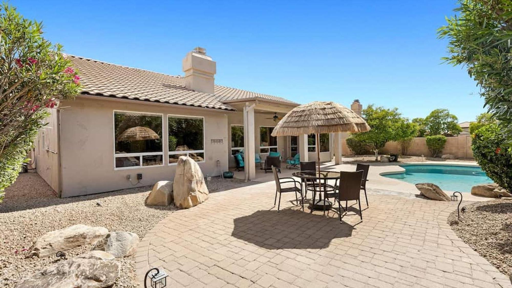 Amazing In Great Location Wbackyard Oasis Holiday home *