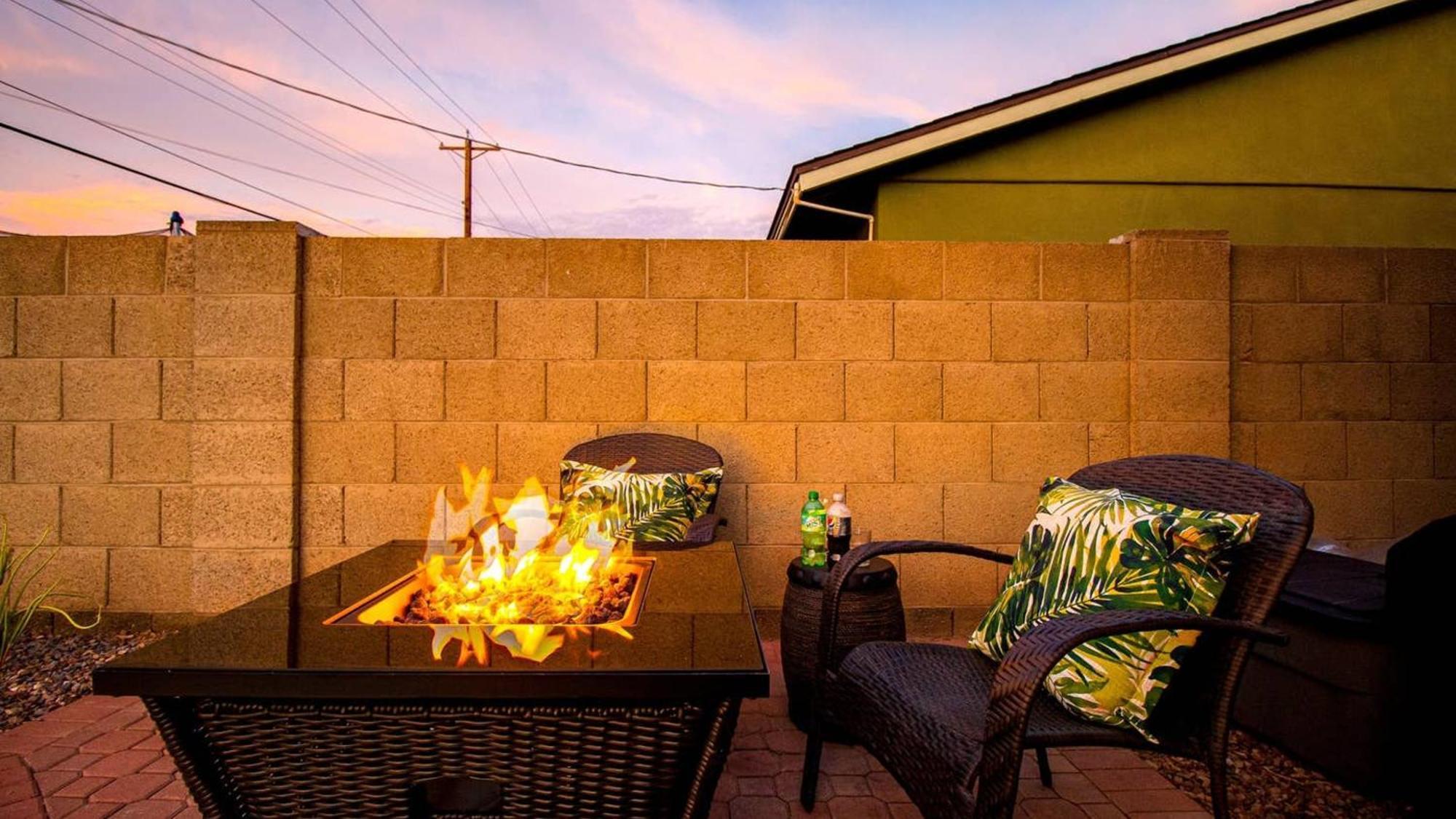 Amazing Modern Remodel Near Old Town With Heated Pool *