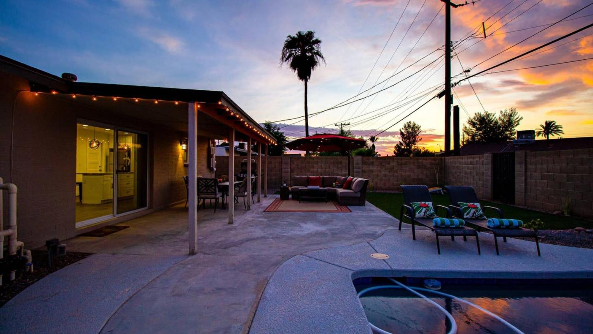 Amazing Modern Remodel Near Old Town With Heated Pool Scottsdale