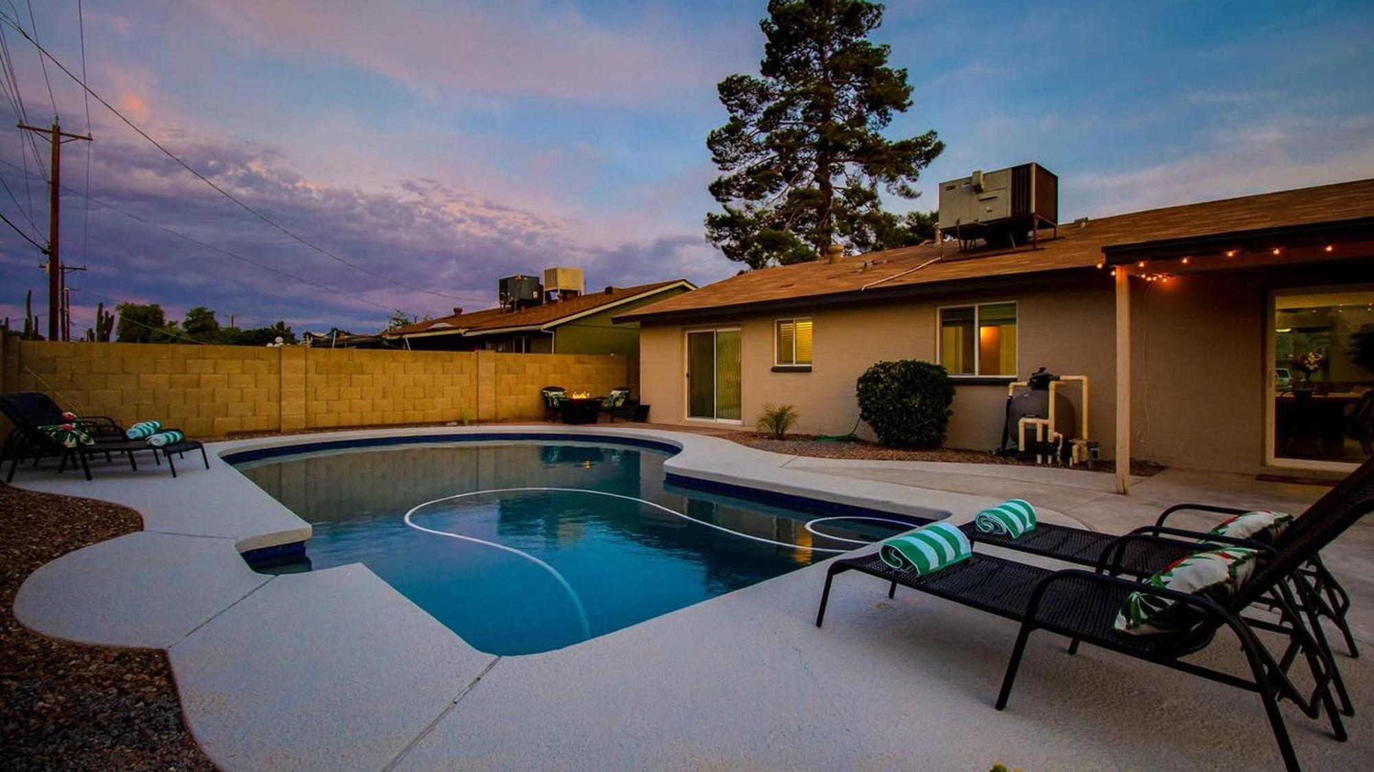 Holiday home Amazing Modern Remodel Near Old Town With Heated Pool *
