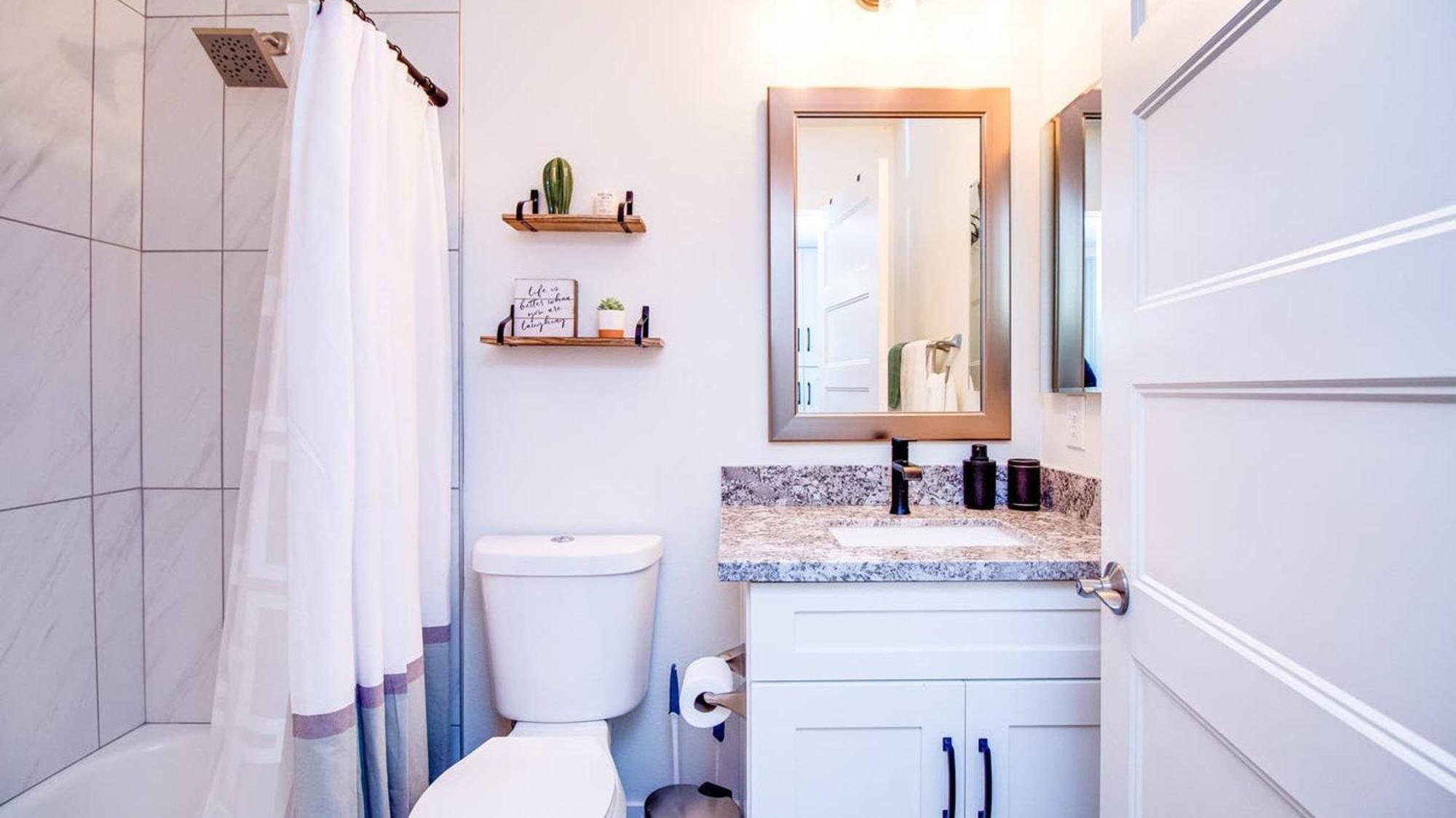 Amazing Modern Remodel Near Old Town With Heated Pool