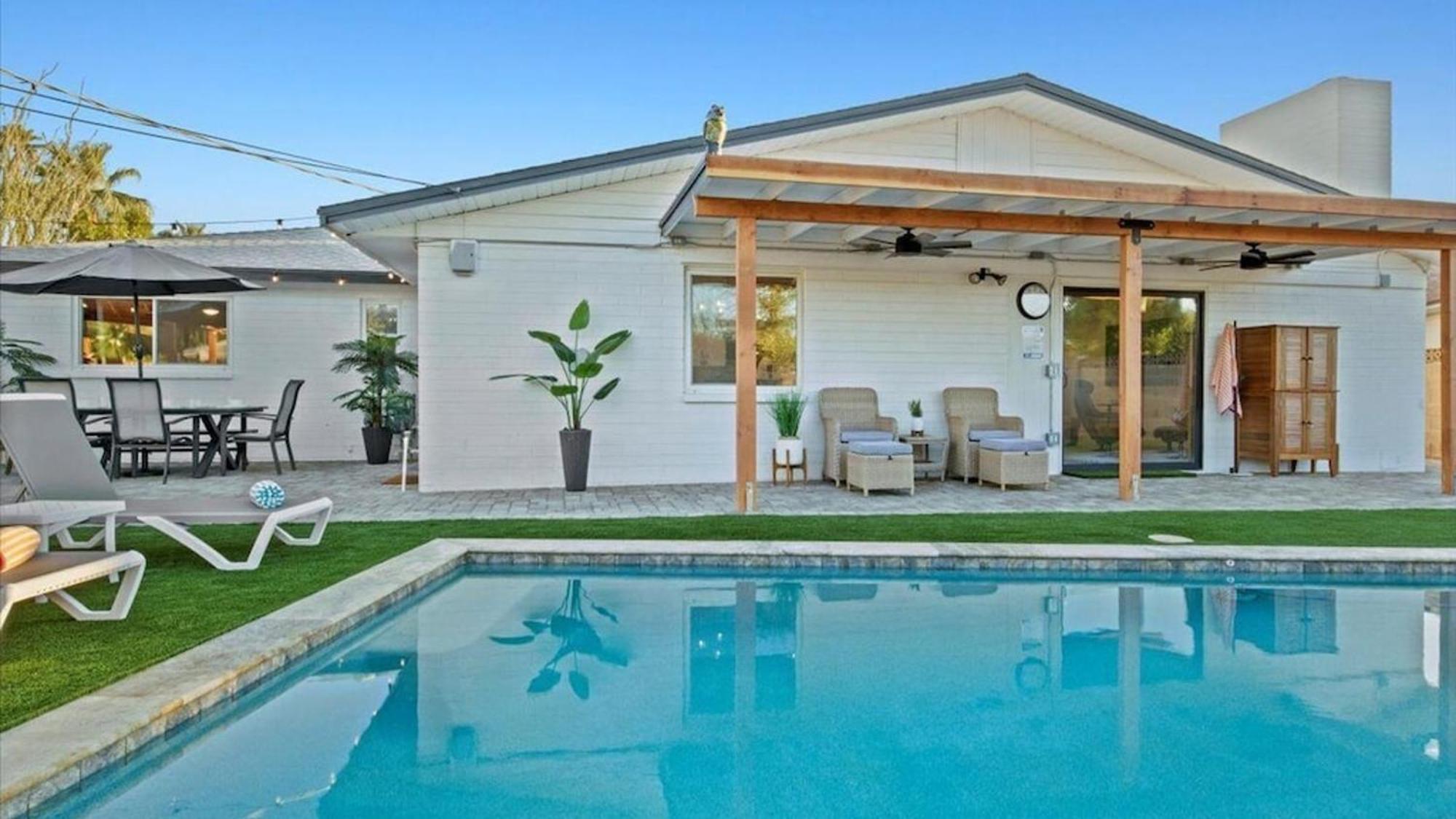 Just Listed Old Town Paradise Whtd Pool *