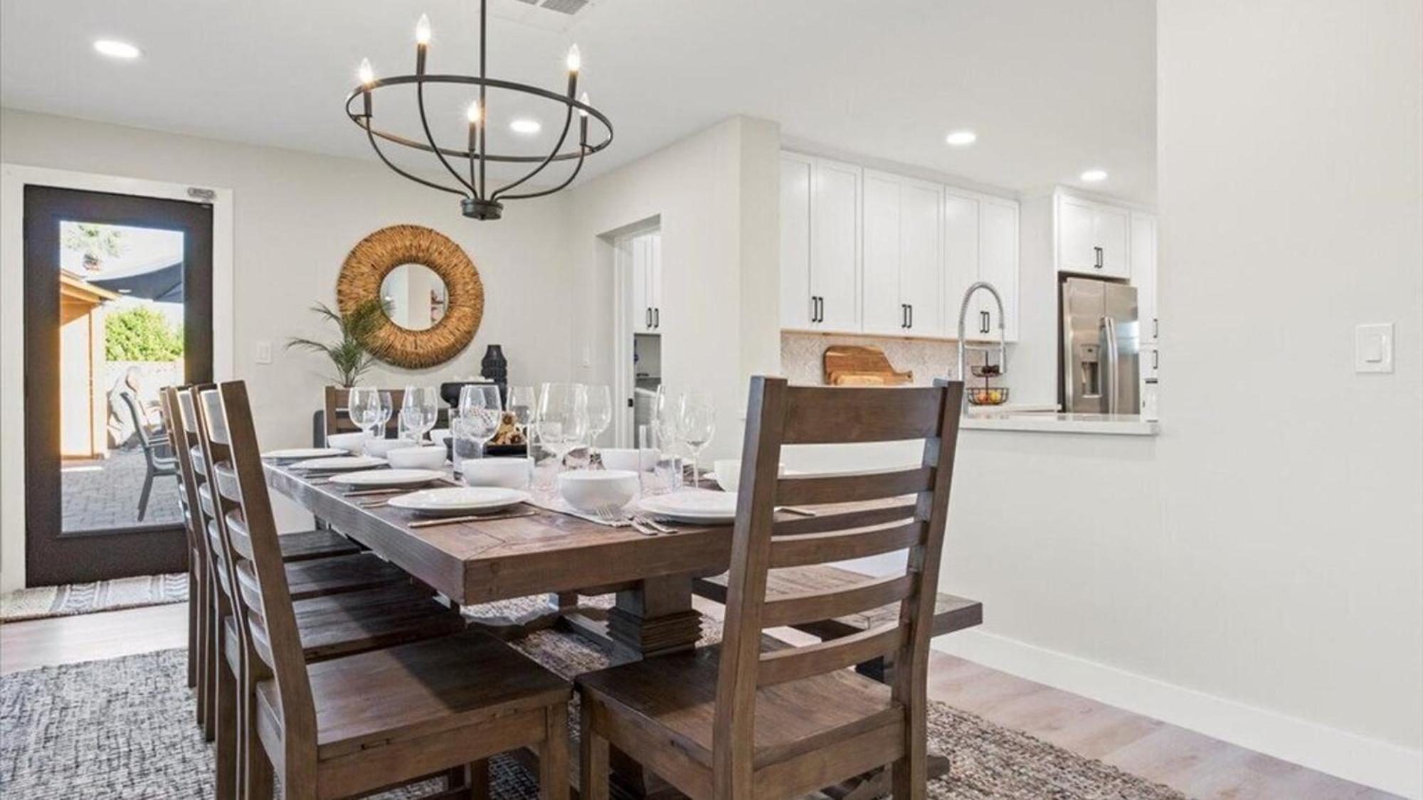 Just Listed Old Town Paradise Whtd Pool *