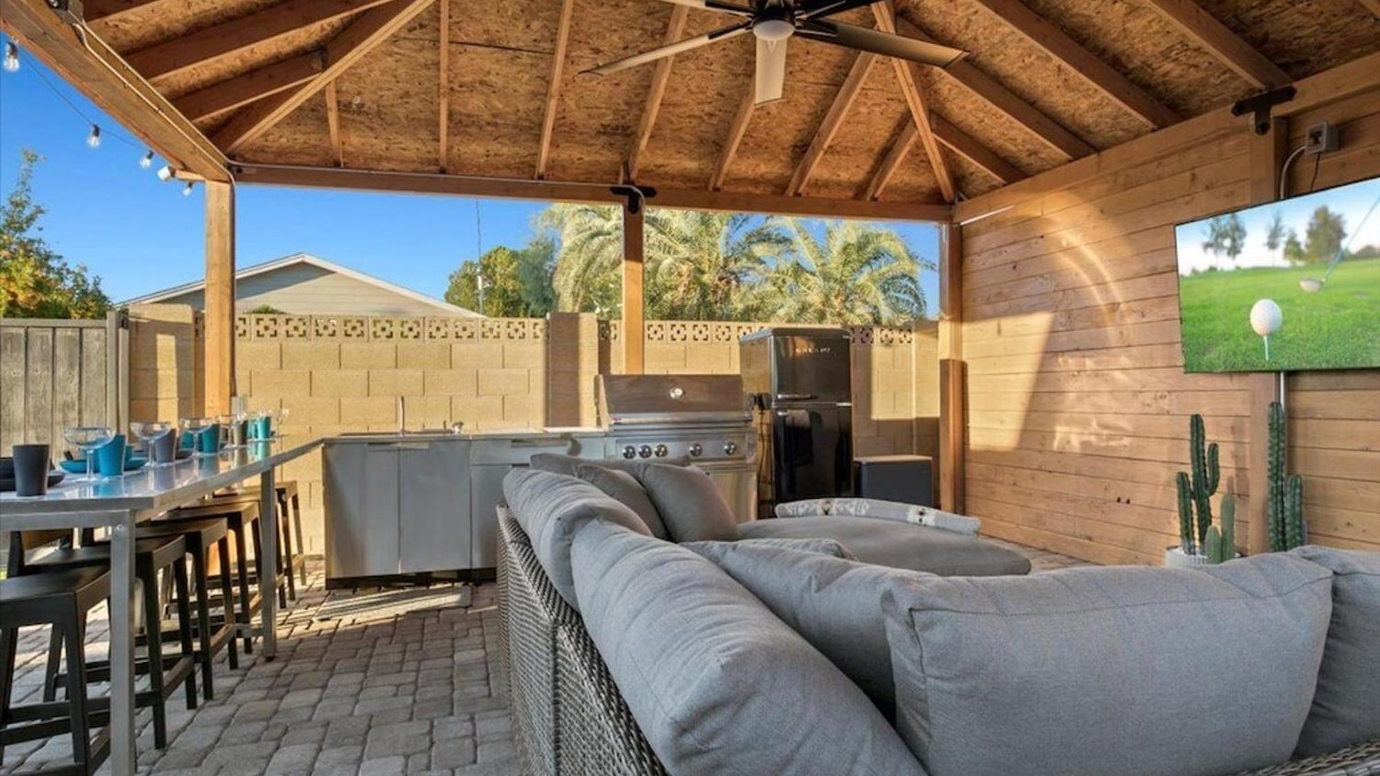 Just Listed Old Town Paradise Whtd Pool *