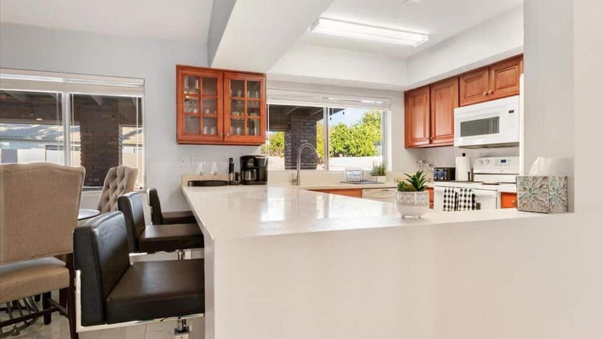 Stunning 3-bdrm In Great Location Wpool