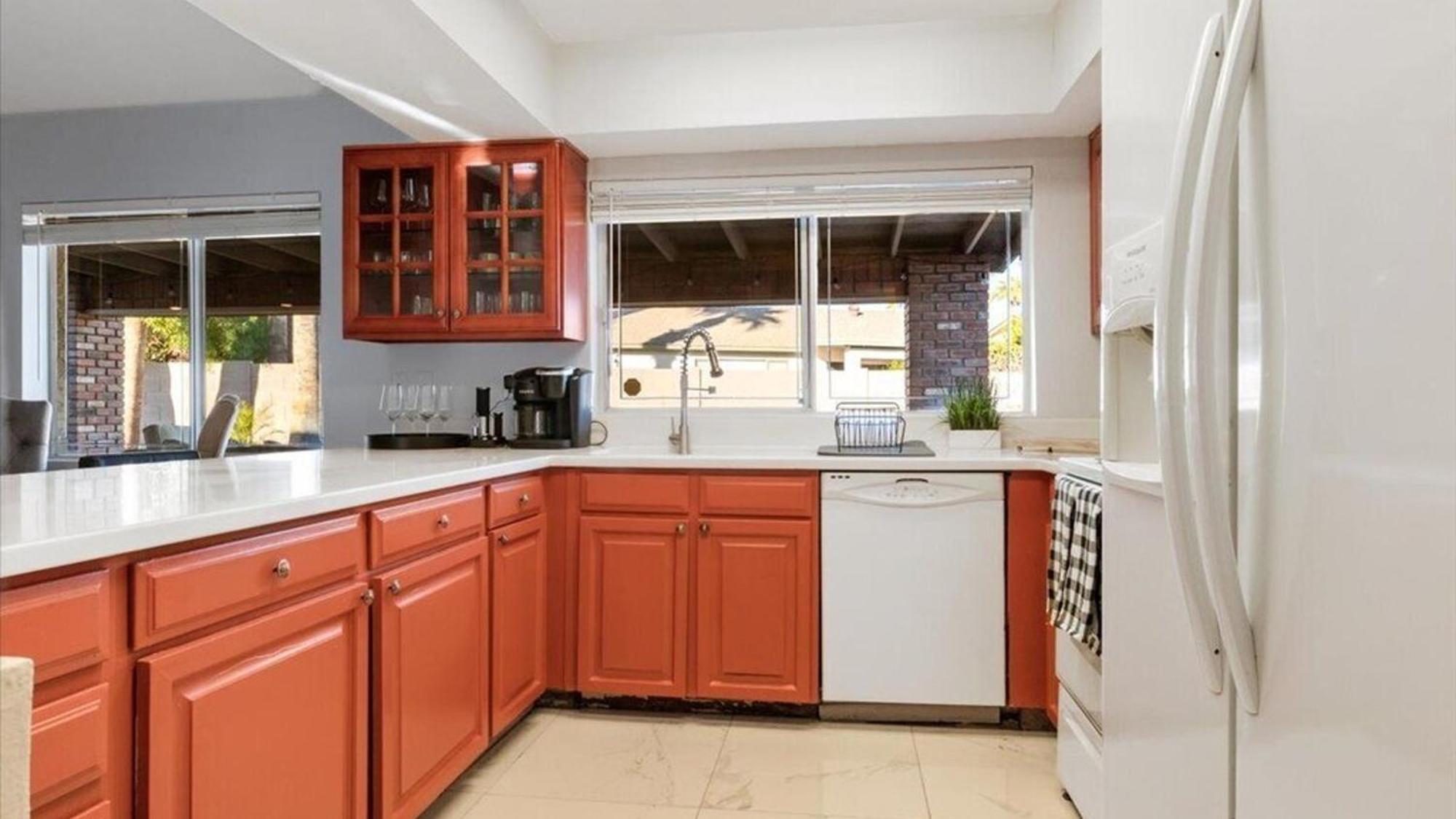Holiday home Stunning 3-bdrm In Great Location Wpool *