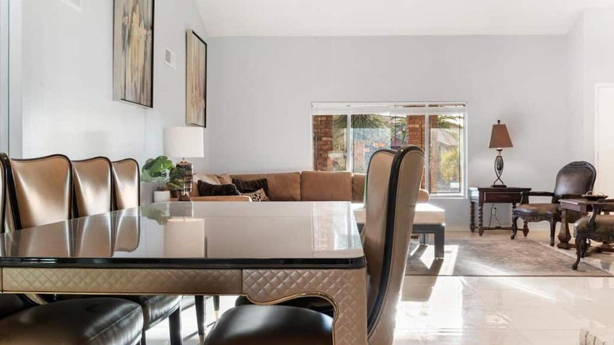 Stunning 3-bdrm In Great Location Wpool *