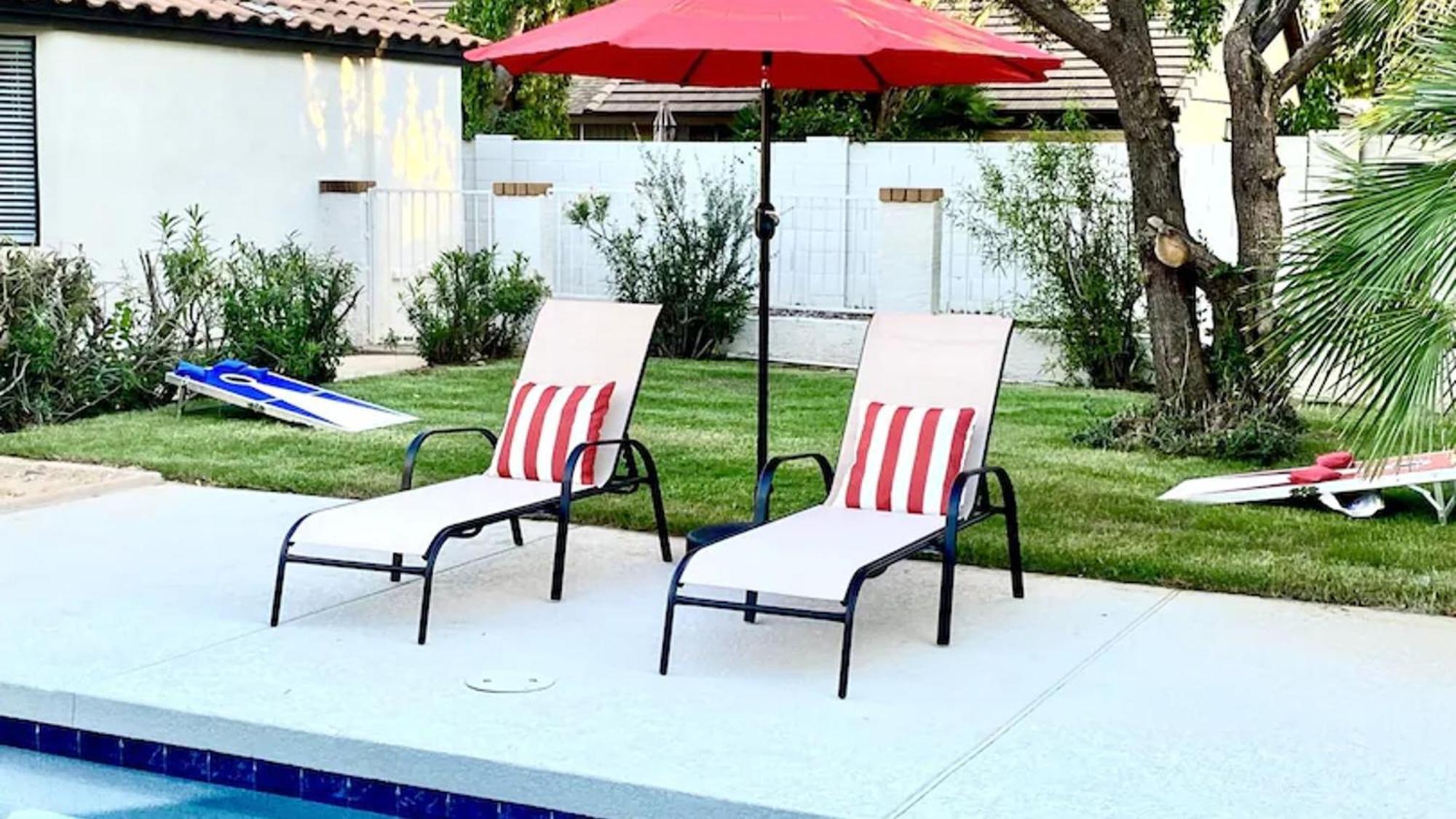 Beautiful 5-bdrm Vacation Wheated Pool