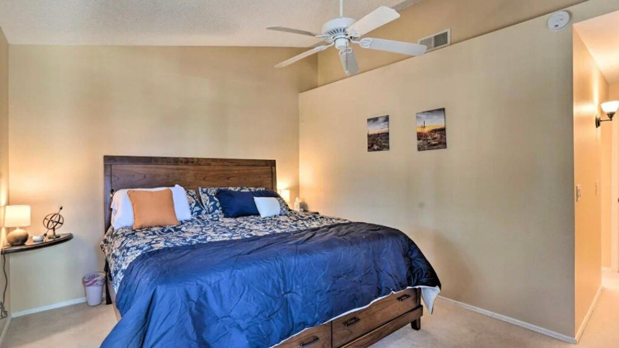 Relaxing 2 Bdrm In Prime Location Holiday home *