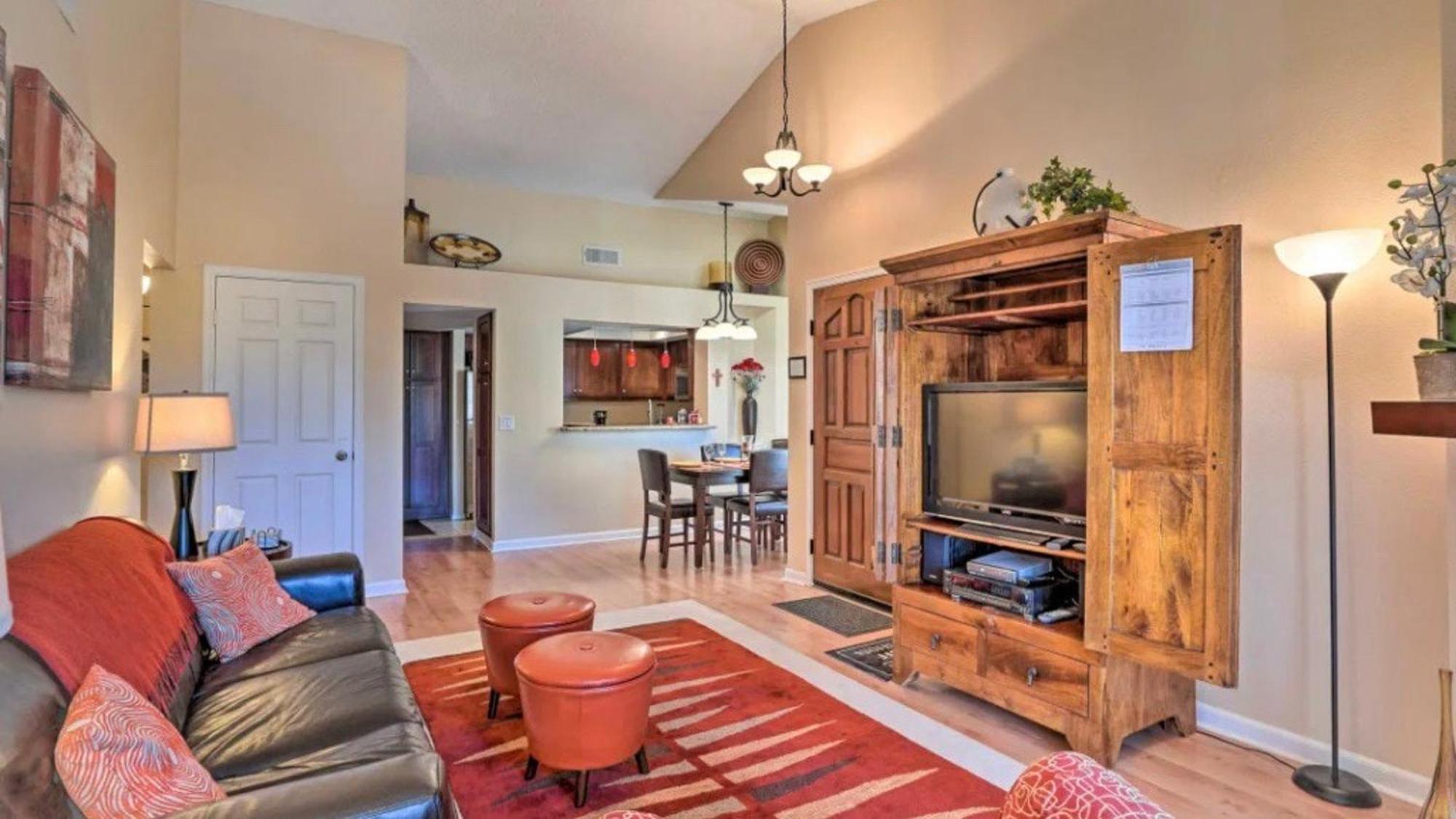 Relaxing 2 Bdrm In Prime Location *