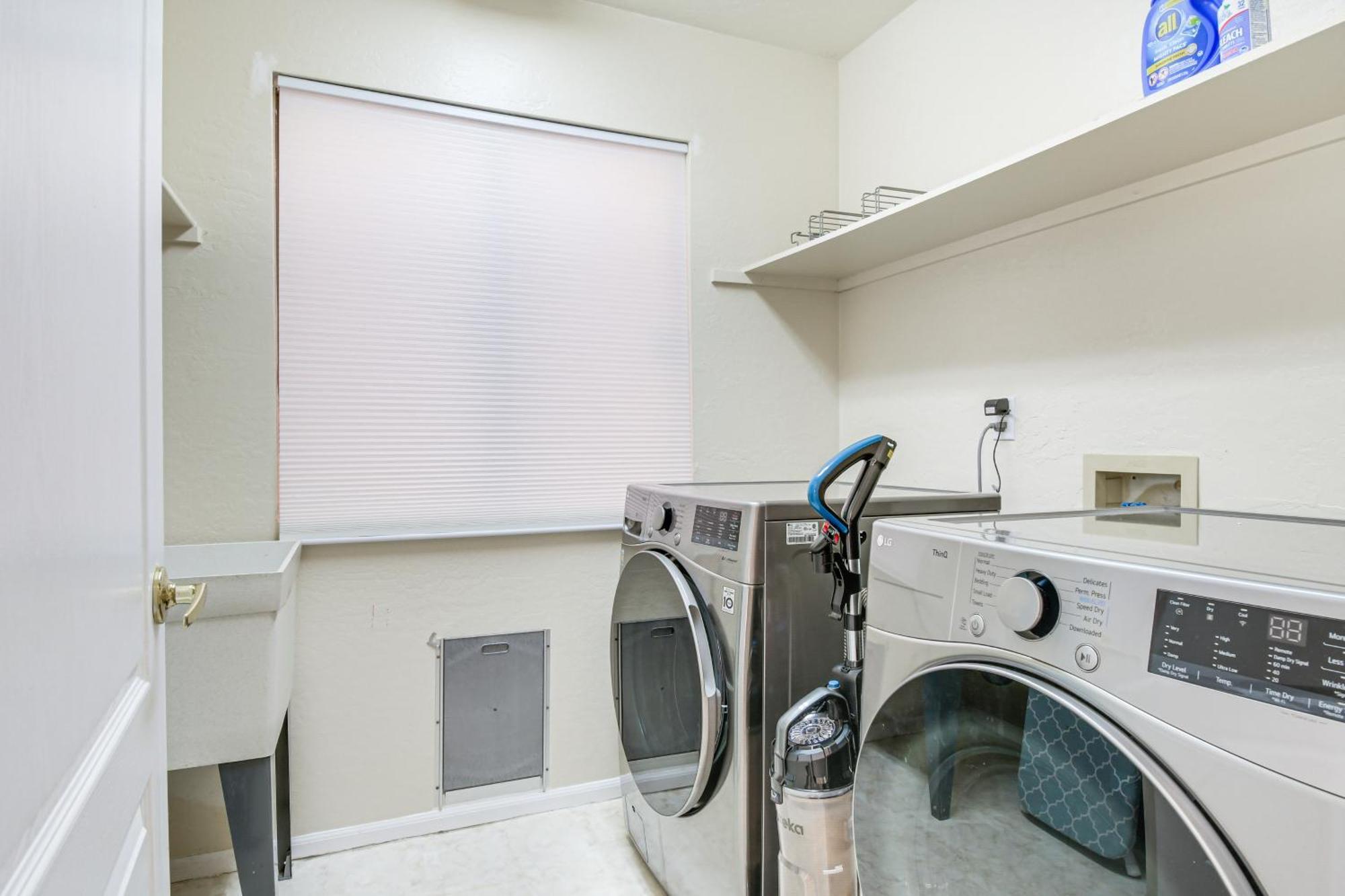 Spacious With Private Heated Pool * Scottsdale