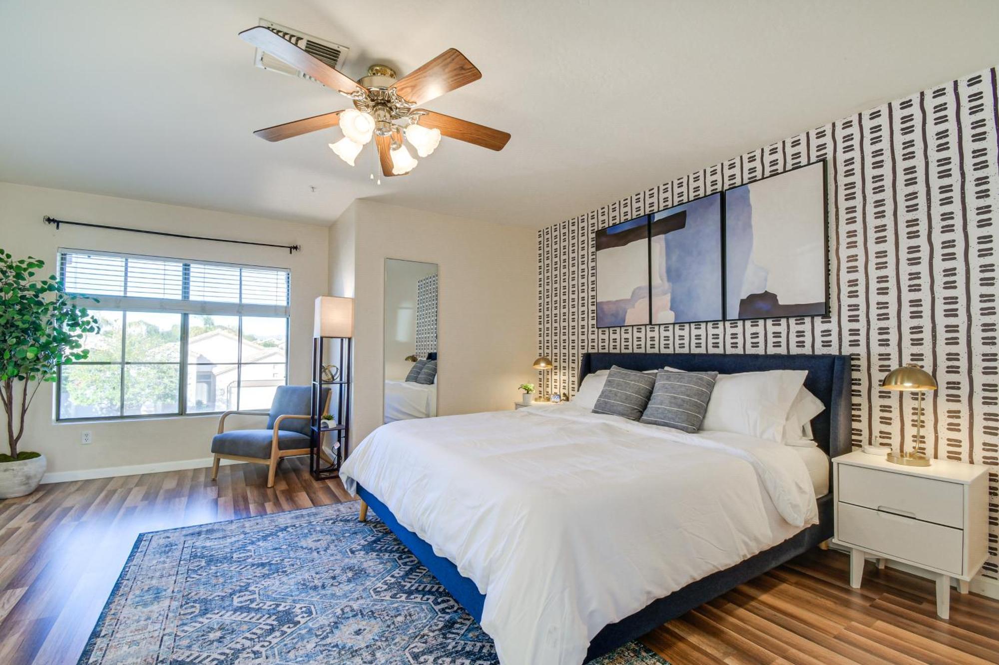 Spacious With Private Heated Pool