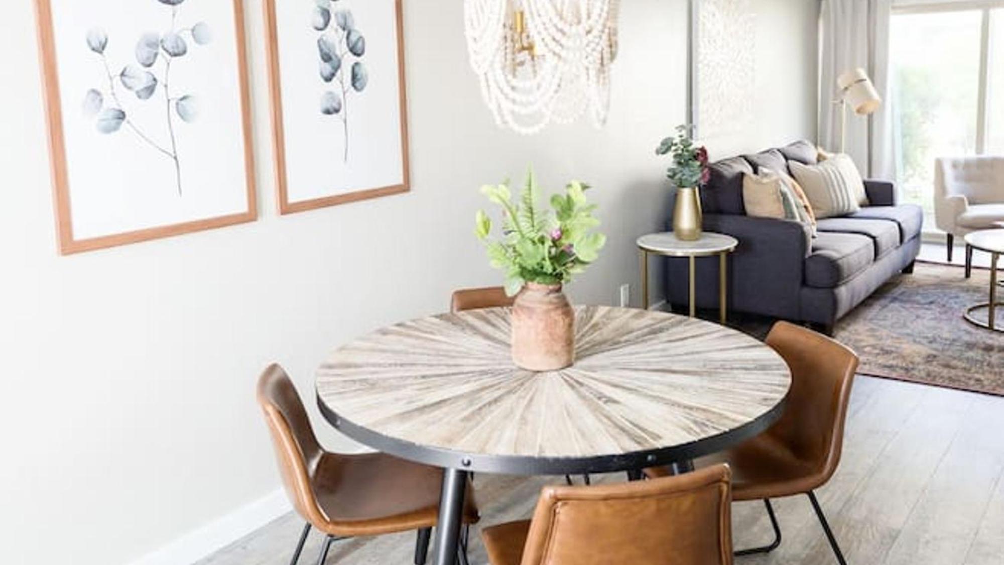 Updated In A Old Town Location Holiday home Scottsdale