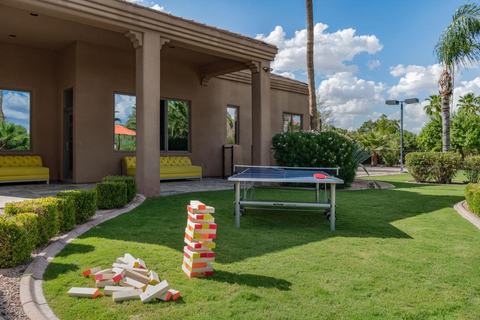 Preston By Avantstay 6br Desert Oasis W Basketball Court Pool Hot Tub Scottsdale
