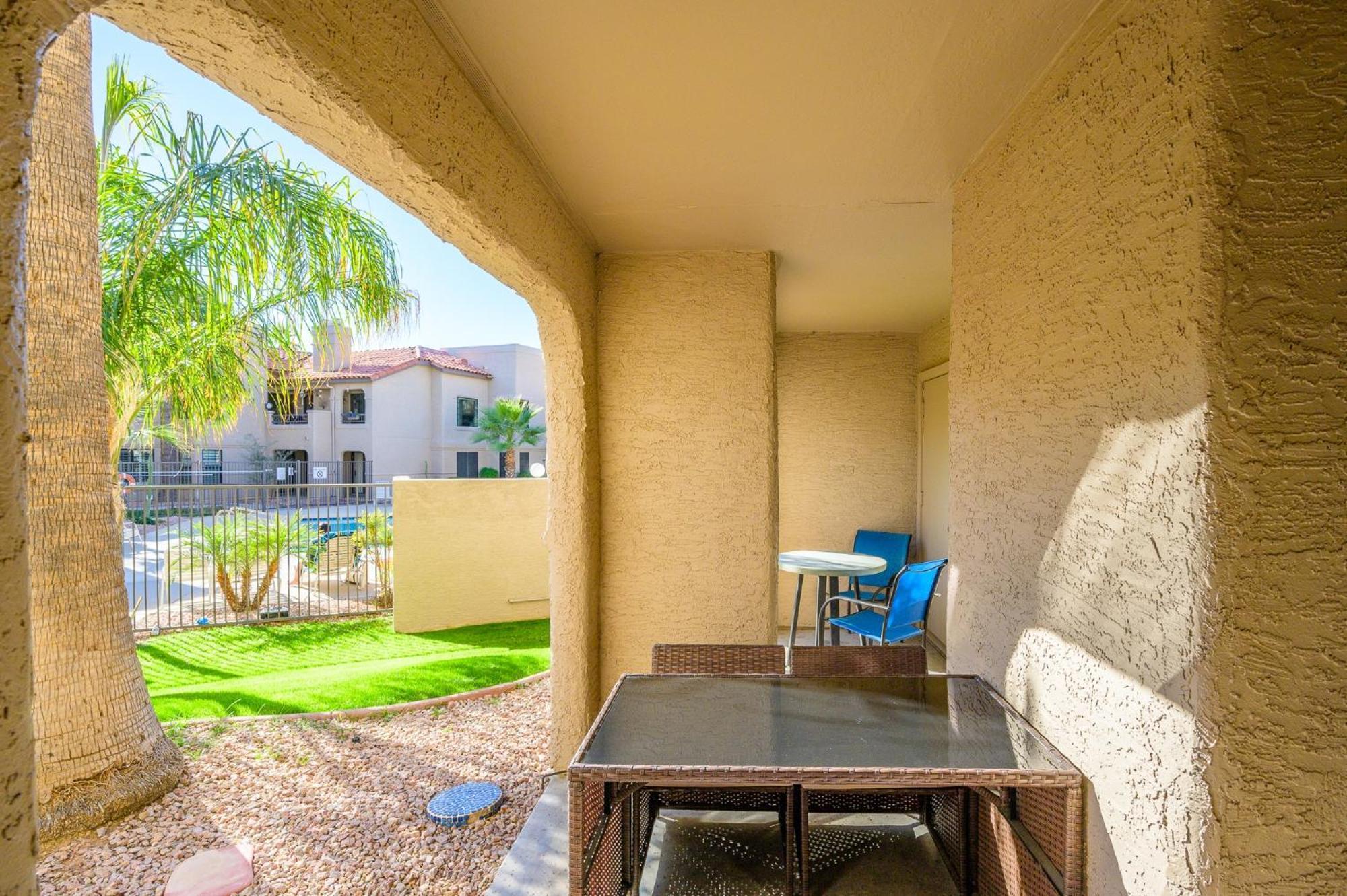Capri Apartment Scottsdale