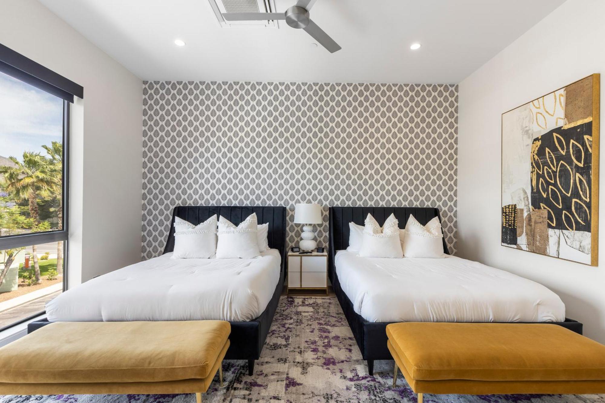 Perfect Friends Escape In Old Town With Pool Access And Roof Deck! Villa *