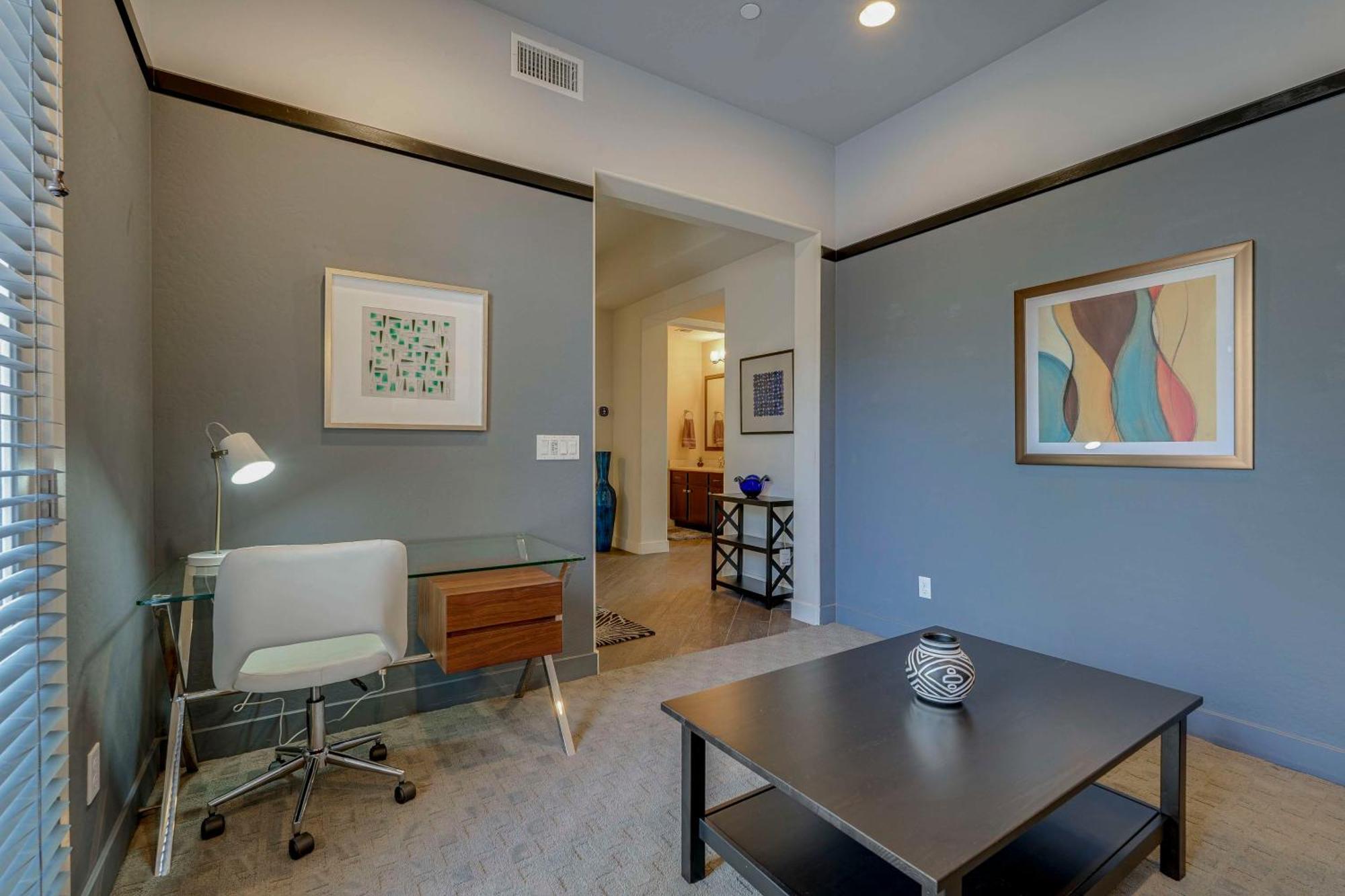 Modern With Patios And Mountain Views Apartment Scottsdale
