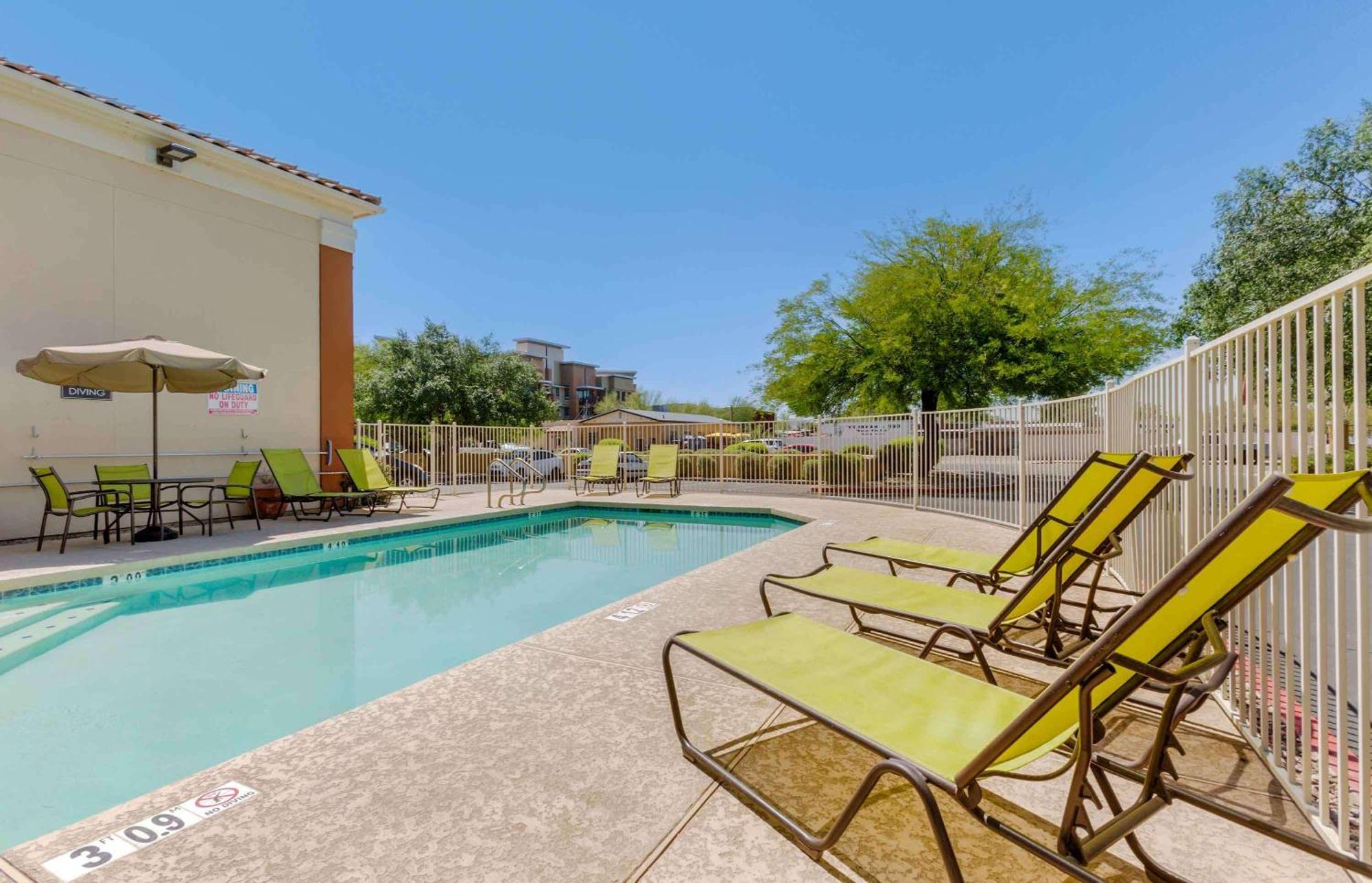 Extended America - Phoenix - - Old Town Hotel