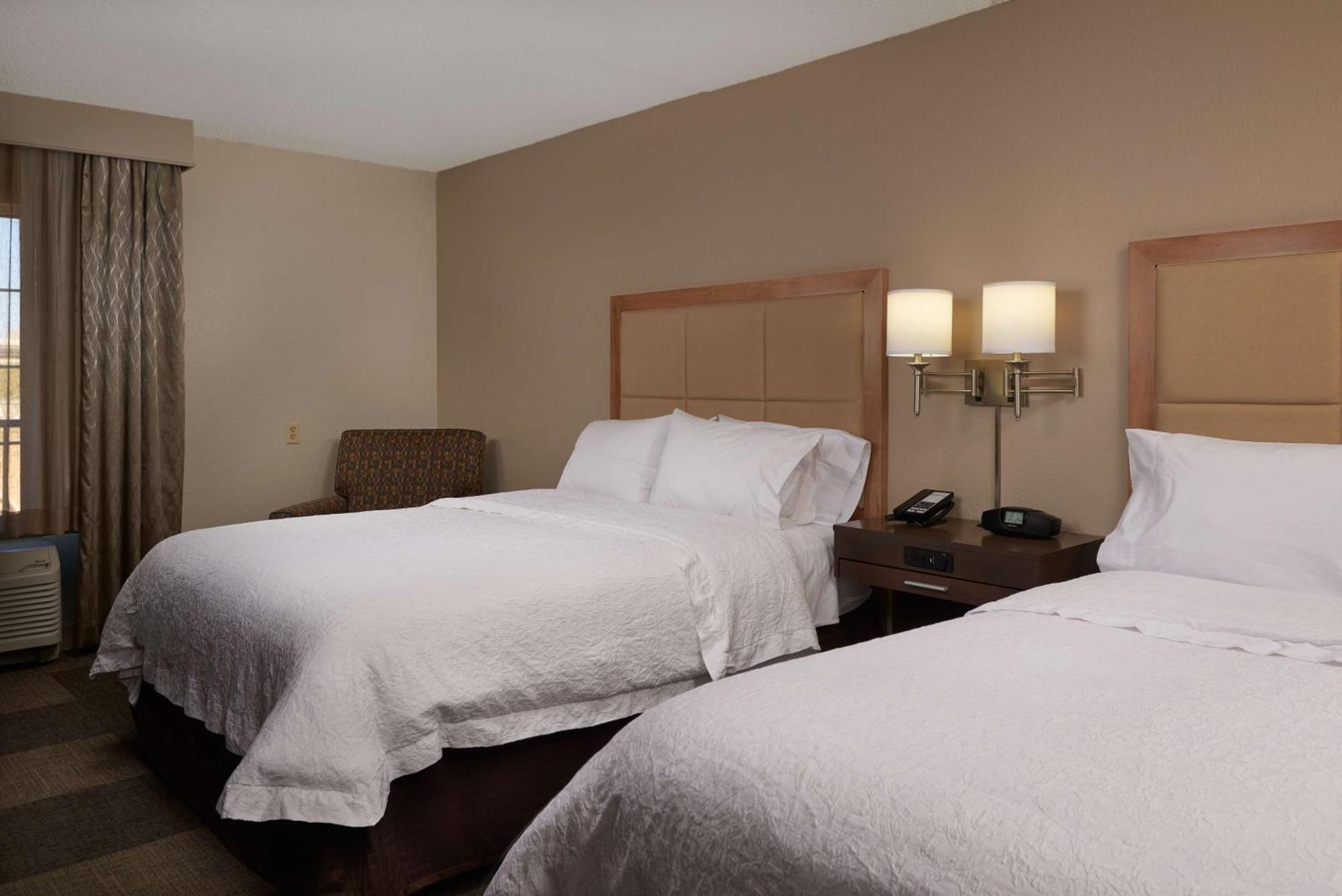 Hampton & Phoenix/scottsdale Hotel 3*