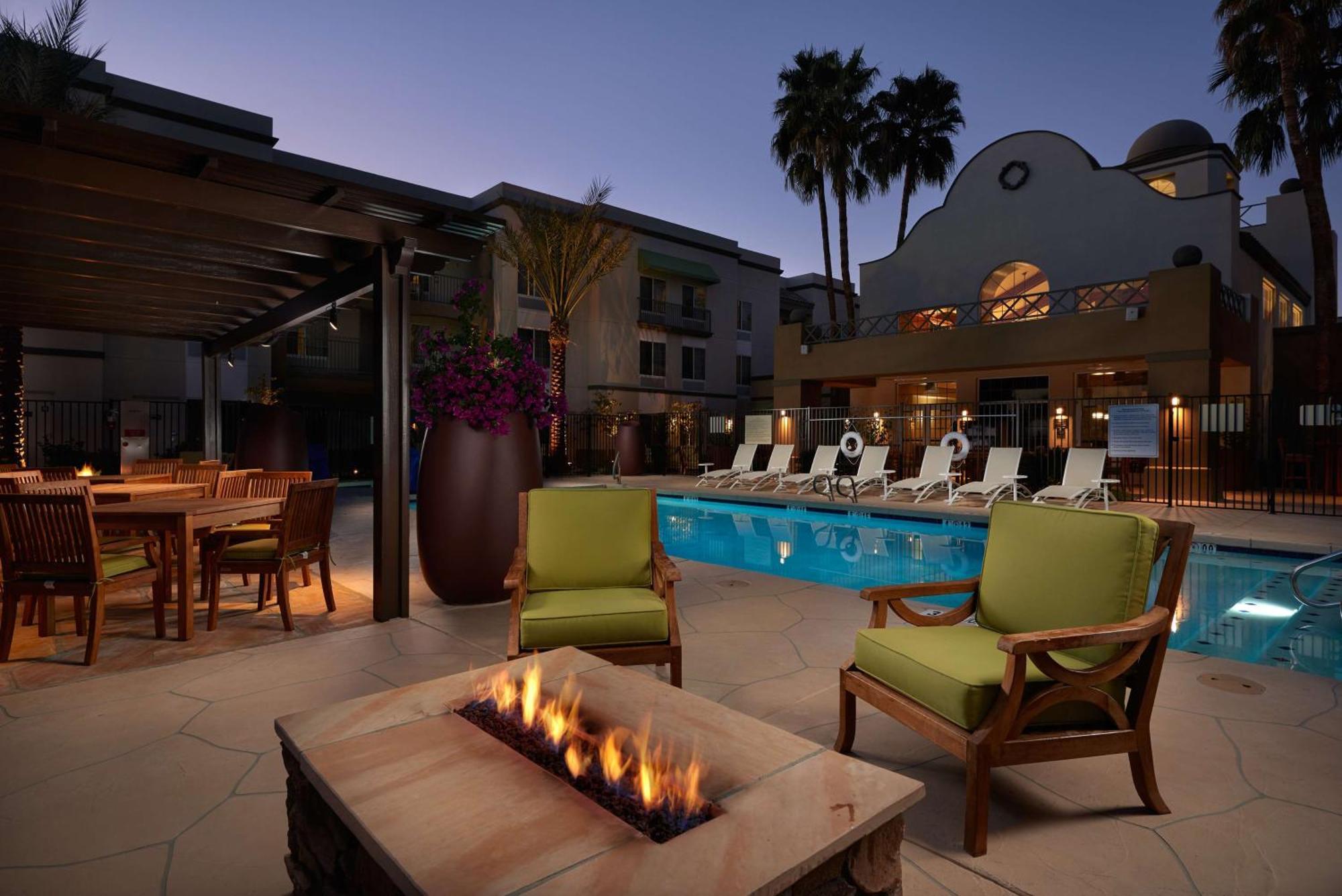 Hampton & Phoenix/scottsdale Hotel Scottsdale