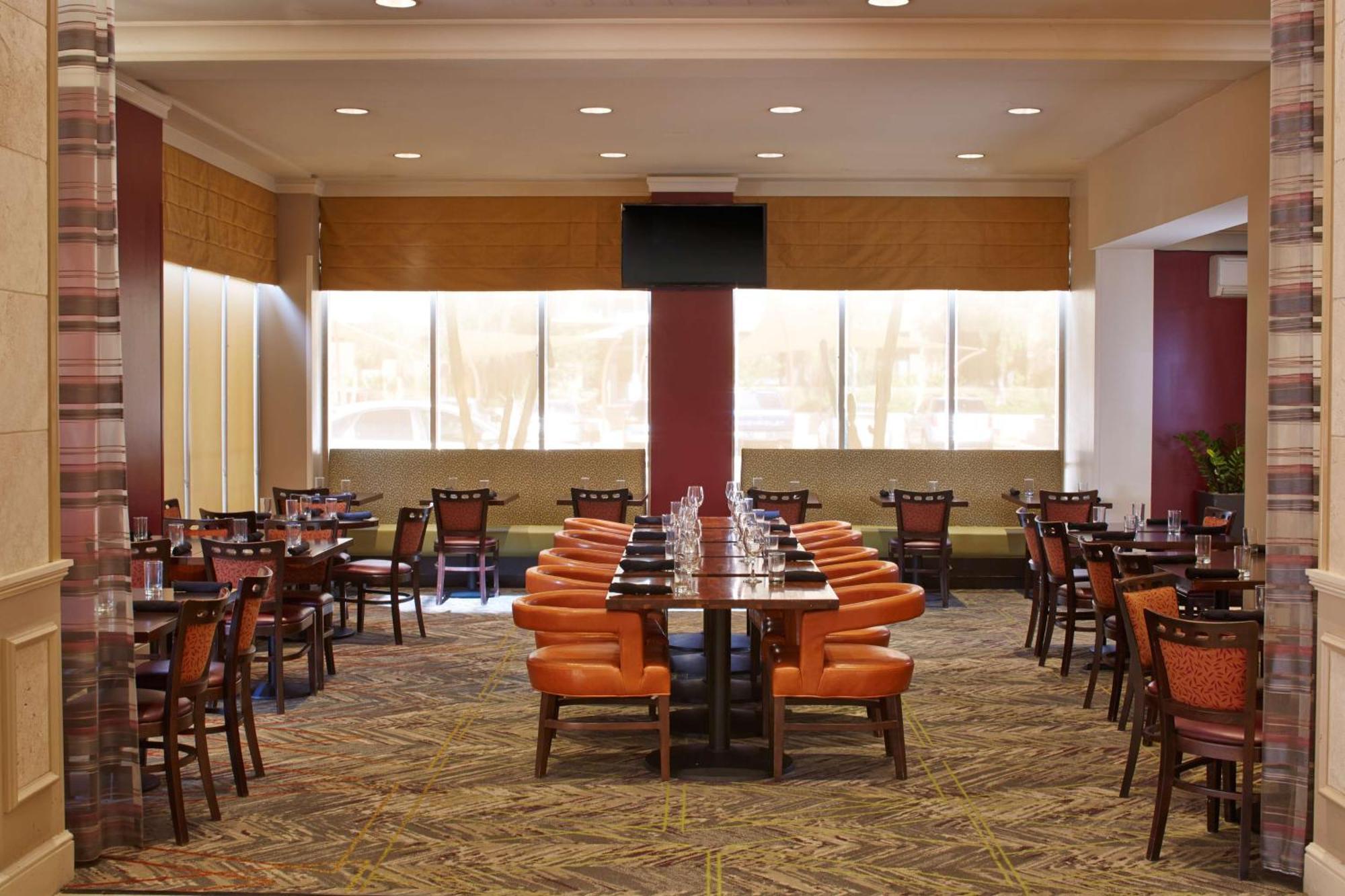 Hilton Garden Old Town Hotel Scottsdale