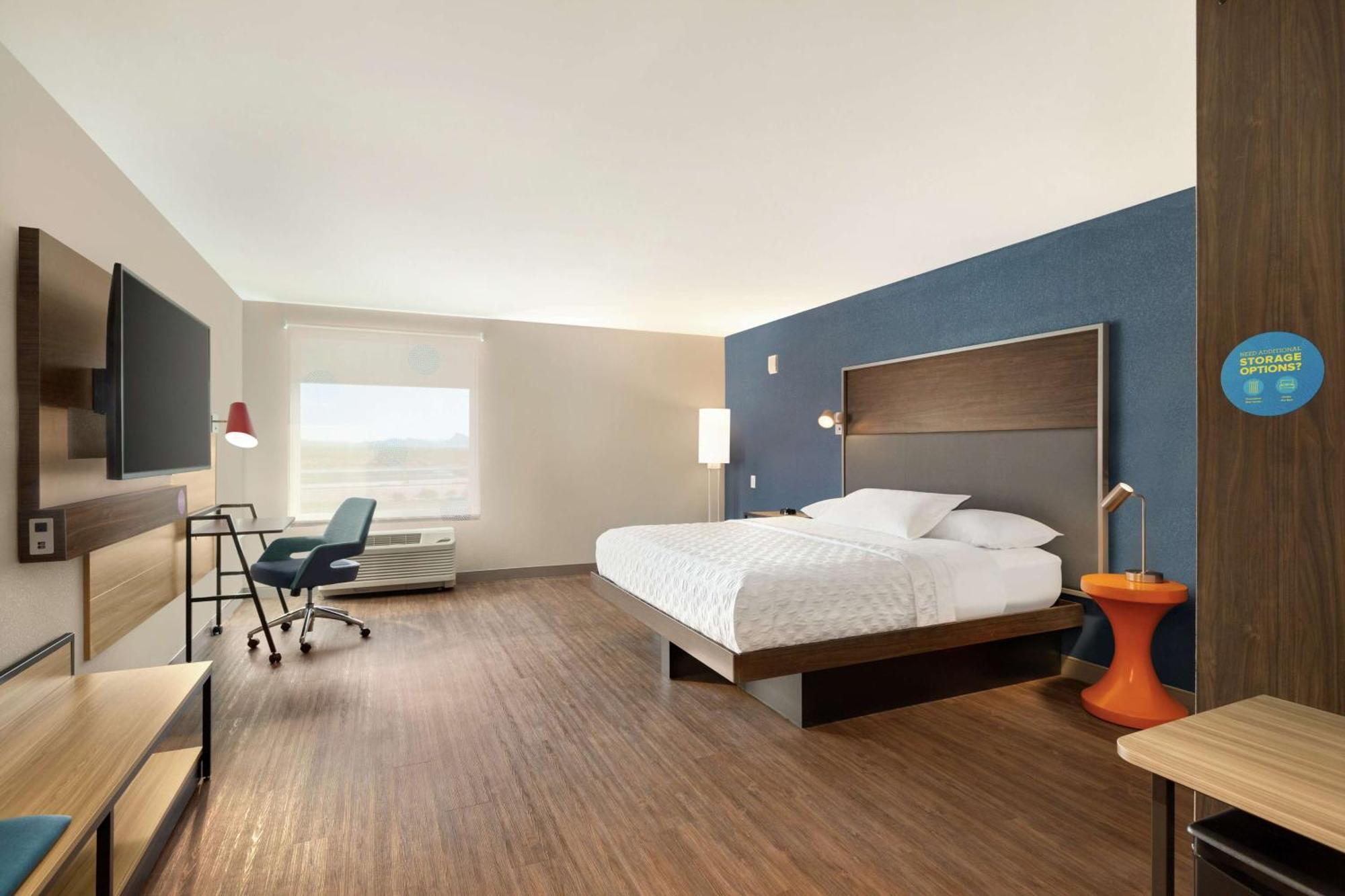 Tru By Hilton Salt River Hotel