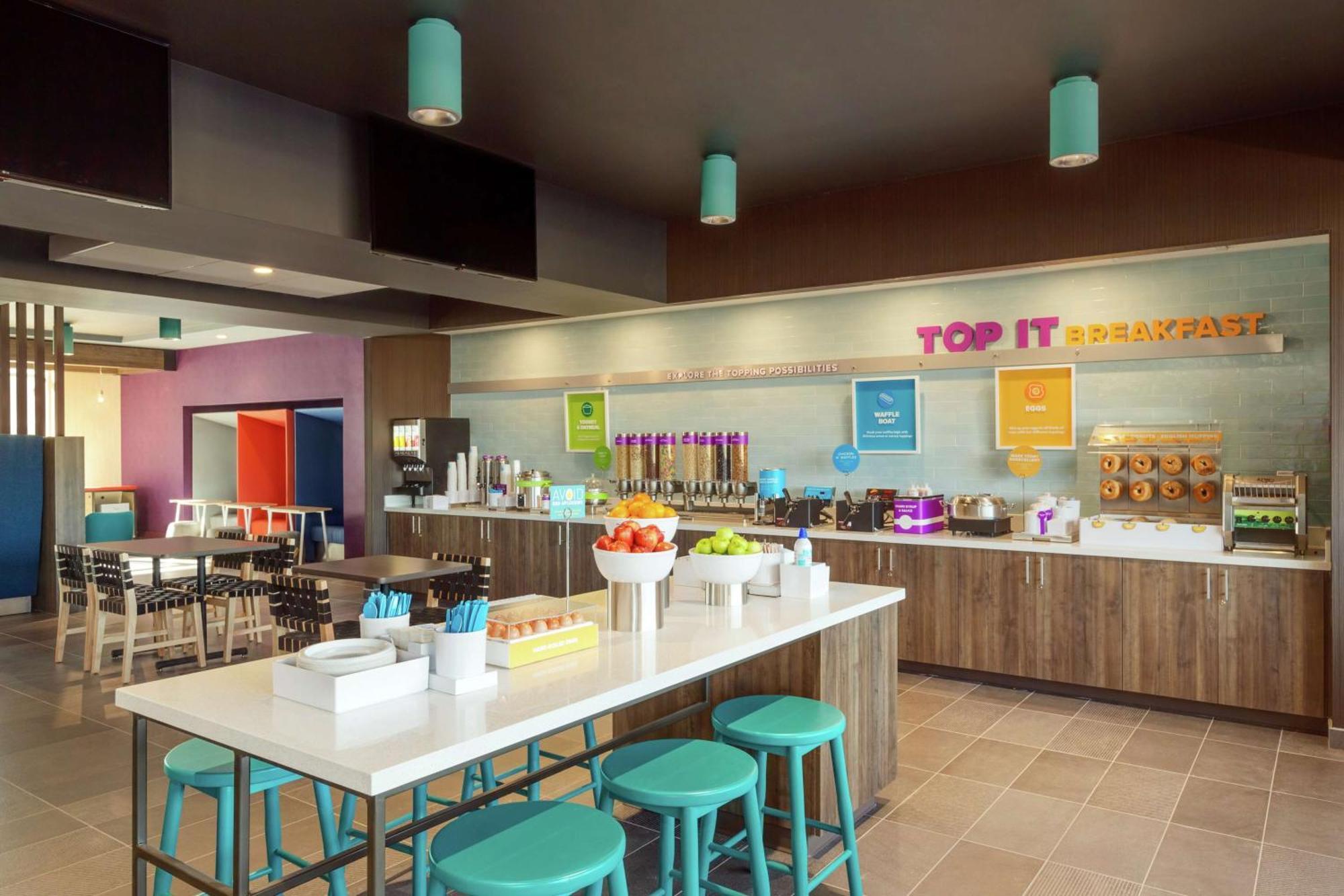 Tru By Hilton Salt River