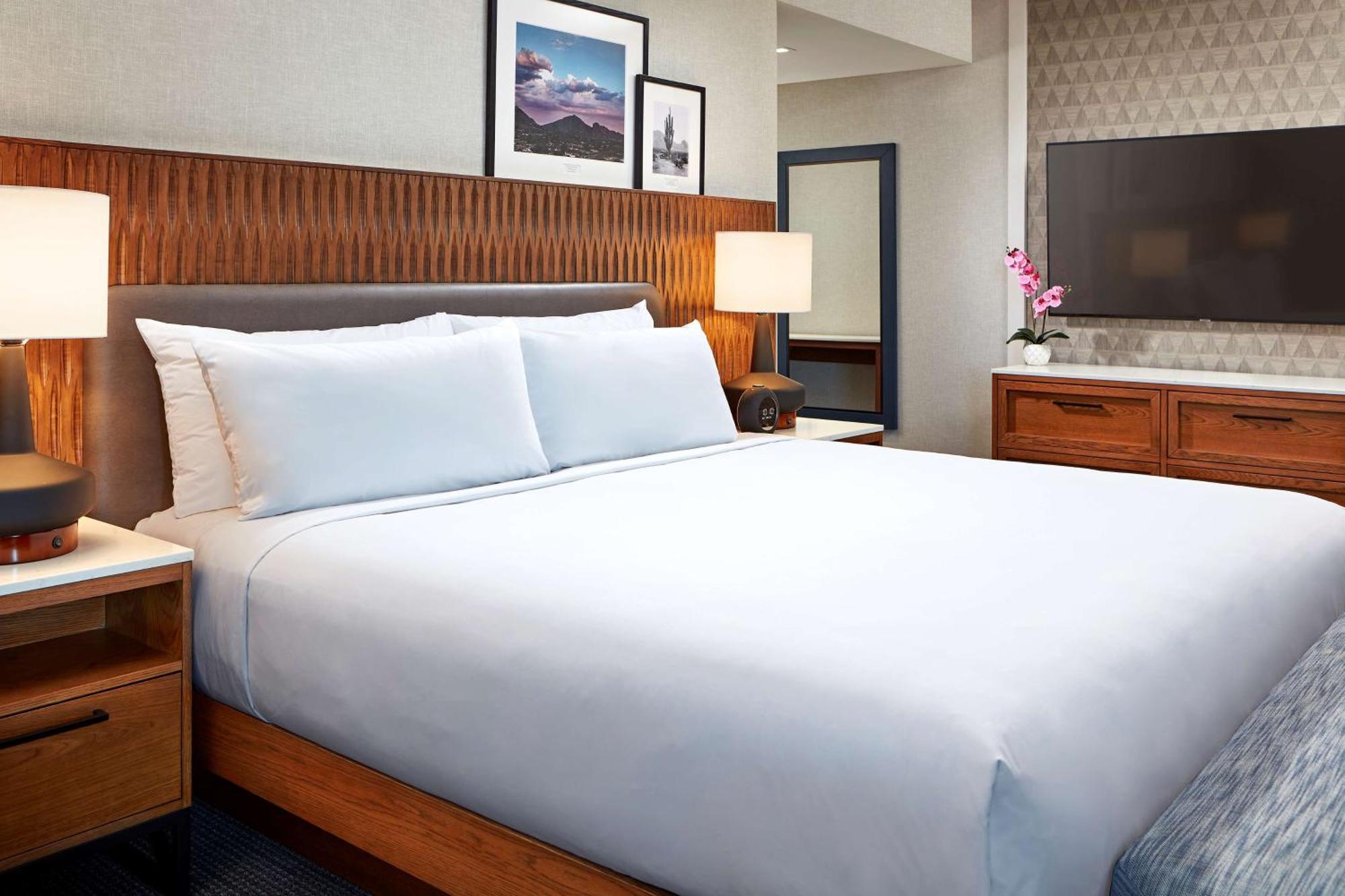 Hotel Senna House Scottsdale, Curio Collection By Hilton