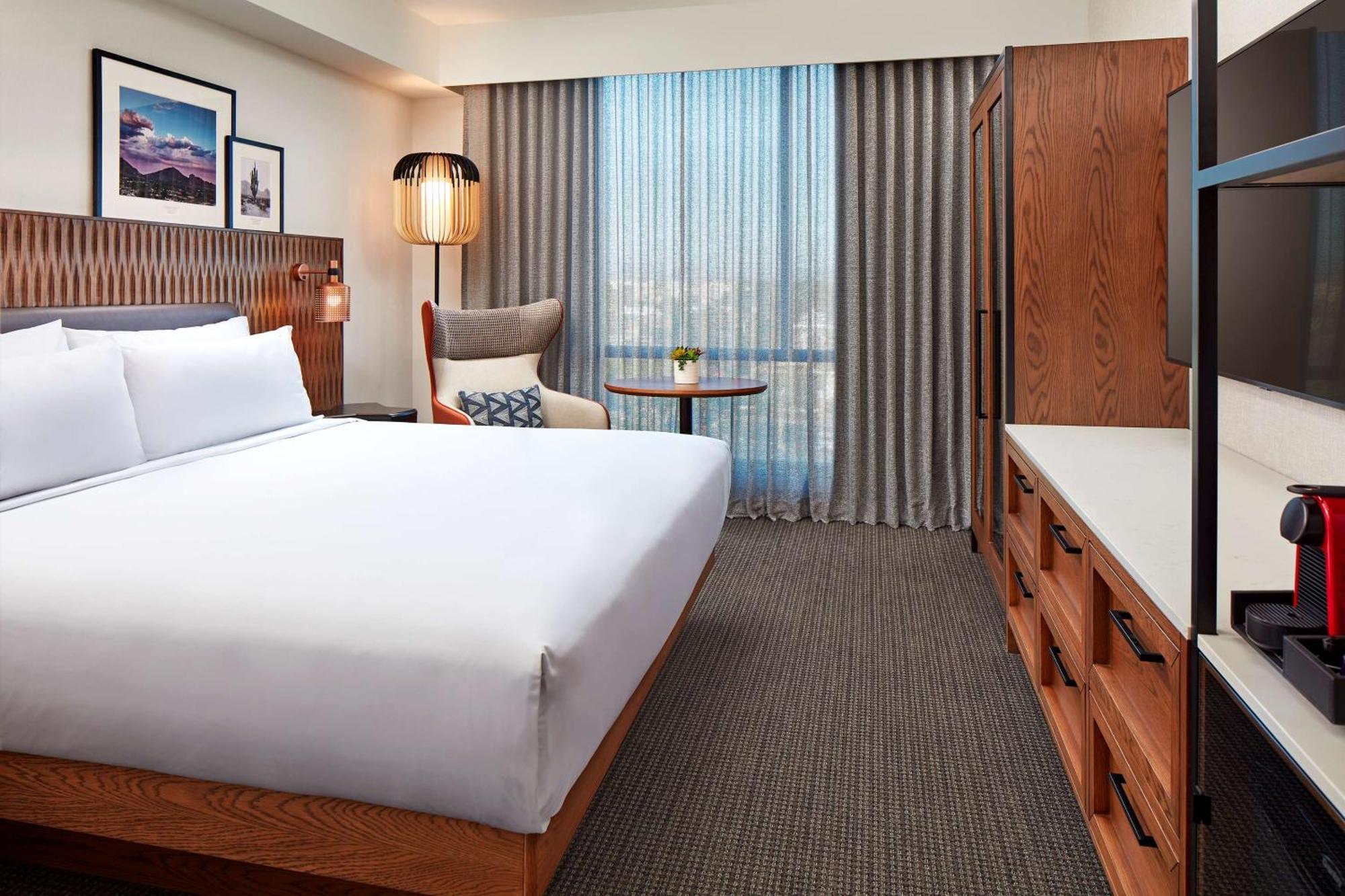 Senna House Scottsdale, Curio Collection By Hilton Hotel