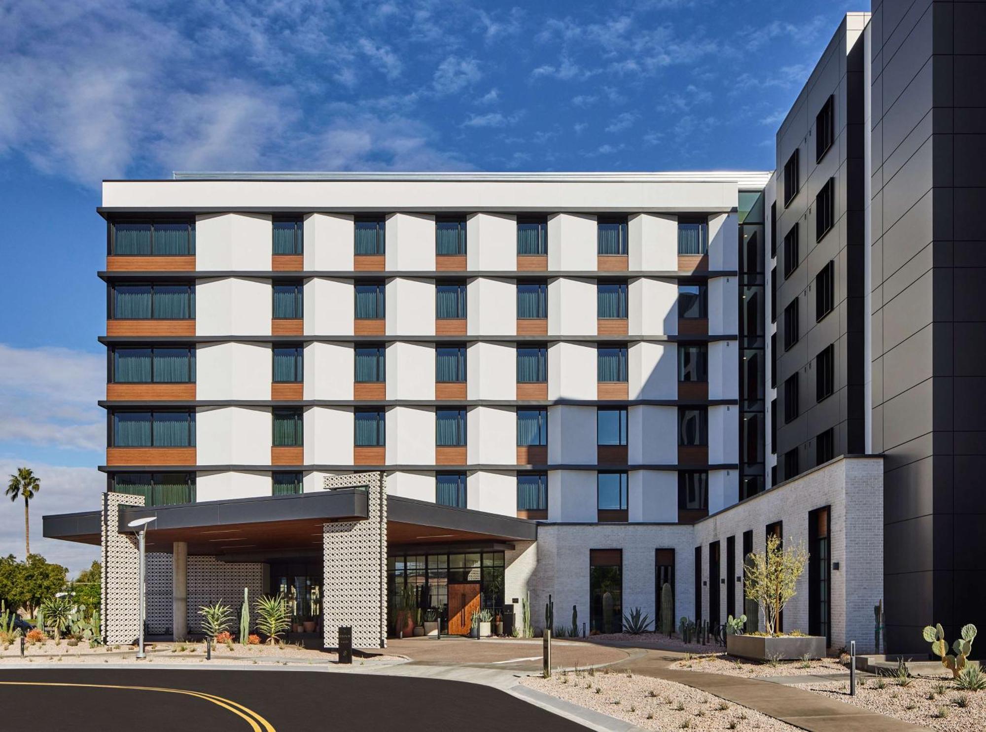 Senna House Scottsdale, Curio Collection By Hilton Scottsdale