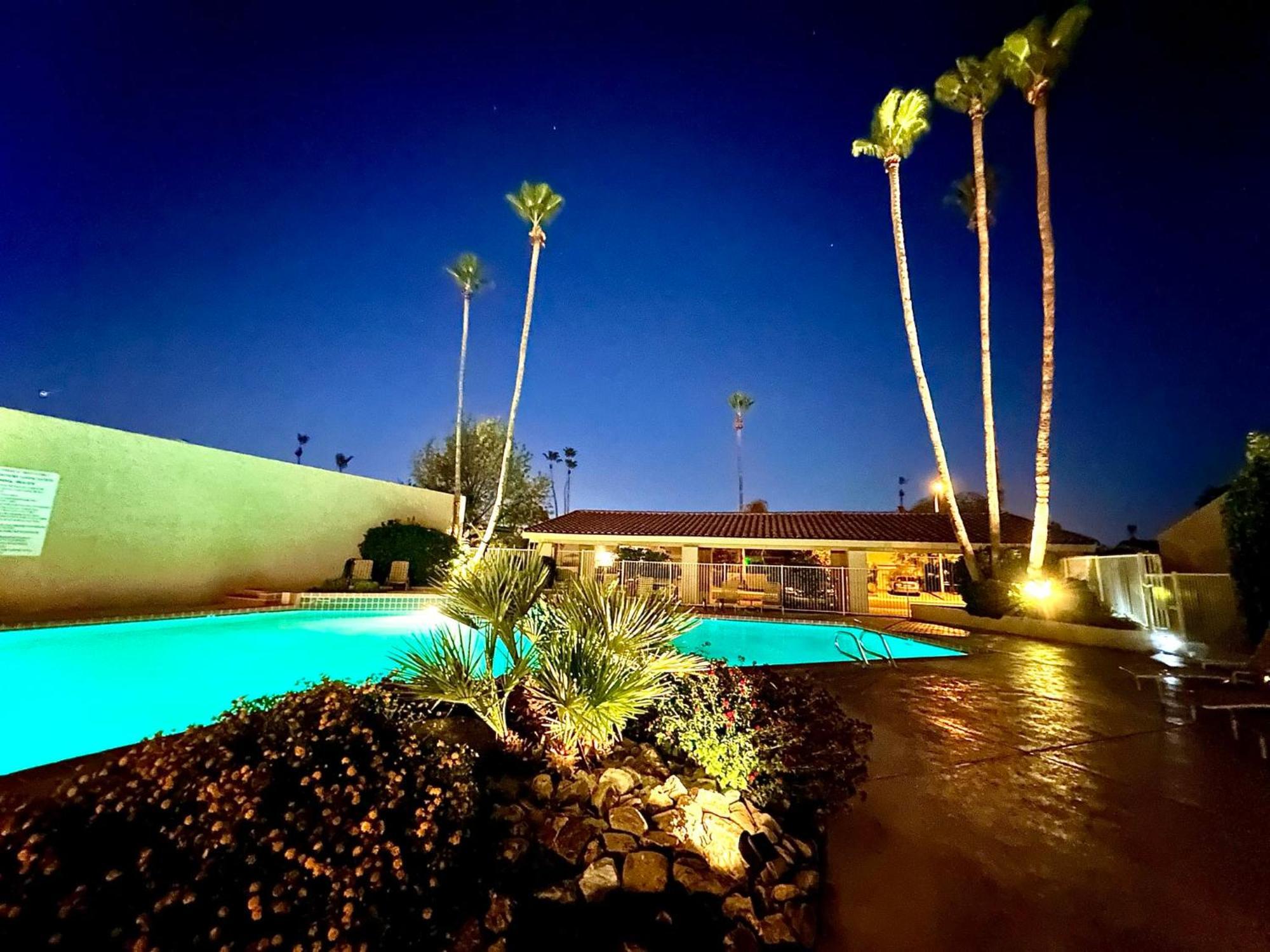 Holiday home Paradise Escape-close To Old Town, Next To Pool & Hot Tub