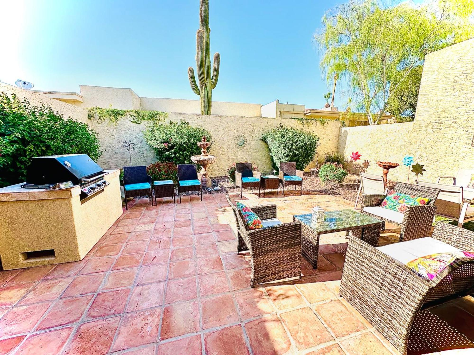 Holiday home Paradise Escape-close To Old Town, Next To Pool & Hot Tub *