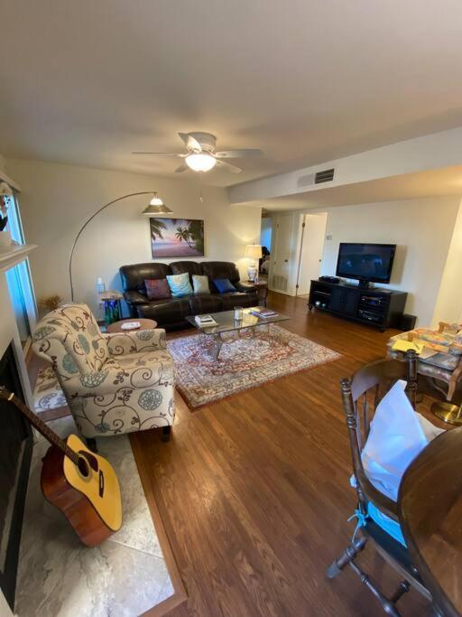 Swim, Hike, Golf, Shop, View Golfers Frm Ur Patio. Scottsdale