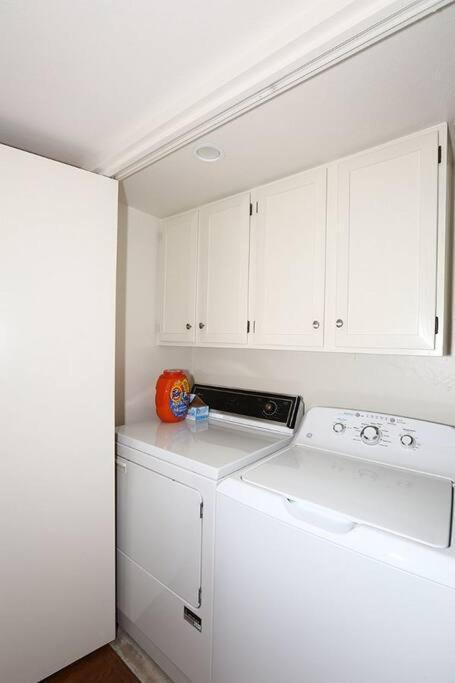 Apartment Swim, Hike, Golf, Shop, View Golfers Frm Ur Patio. *