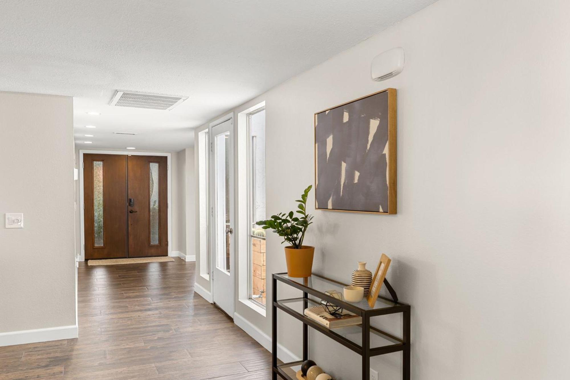 Charming Patio W/ Community Pool, Wfh Setups, 10 Min Walk To Old Town! * Scottsdale