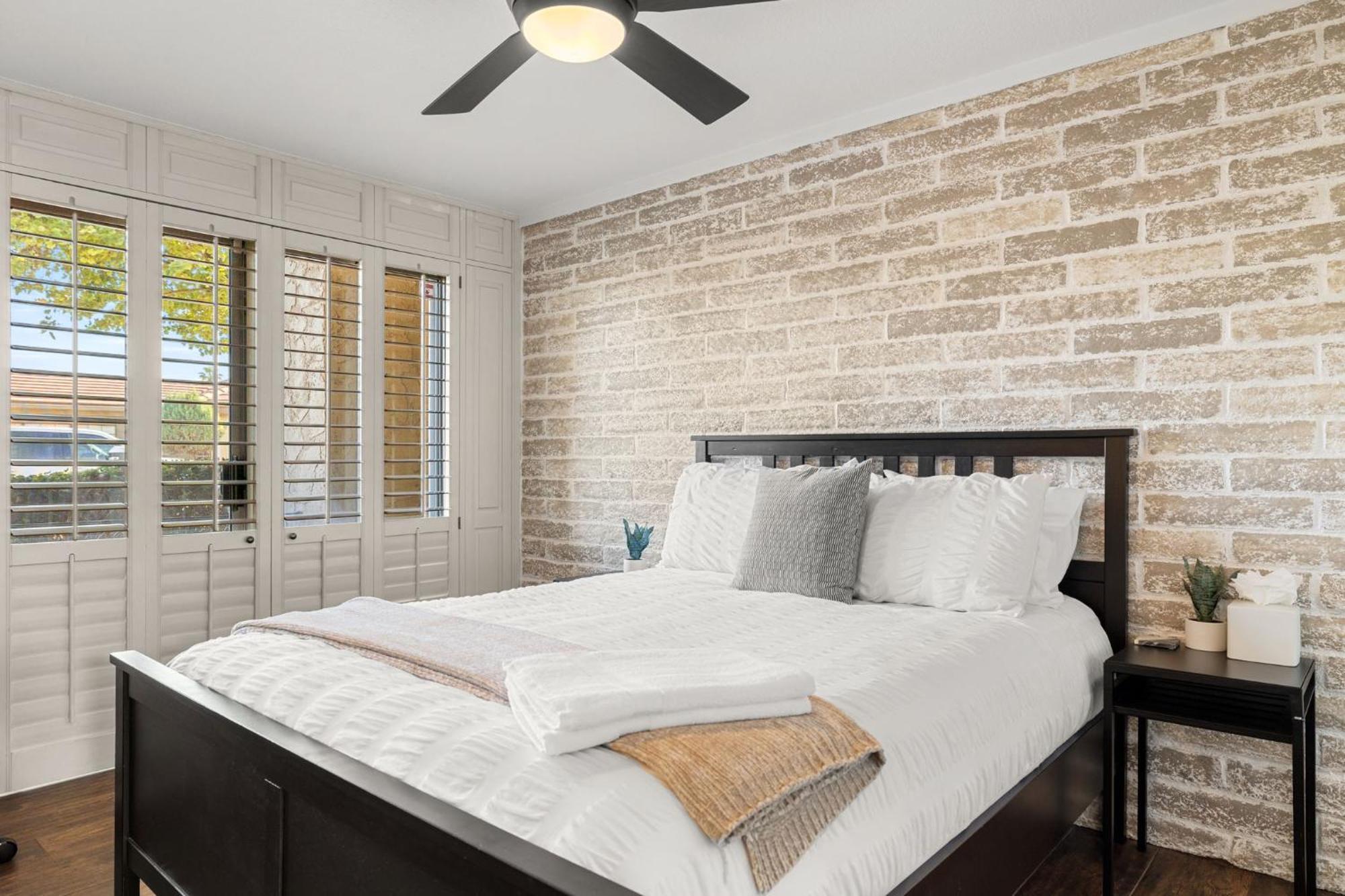 Holiday home Charming Patio W/ Community Pool, Wfh Setups, 10 Min Walk To Old Town! Scottsdale