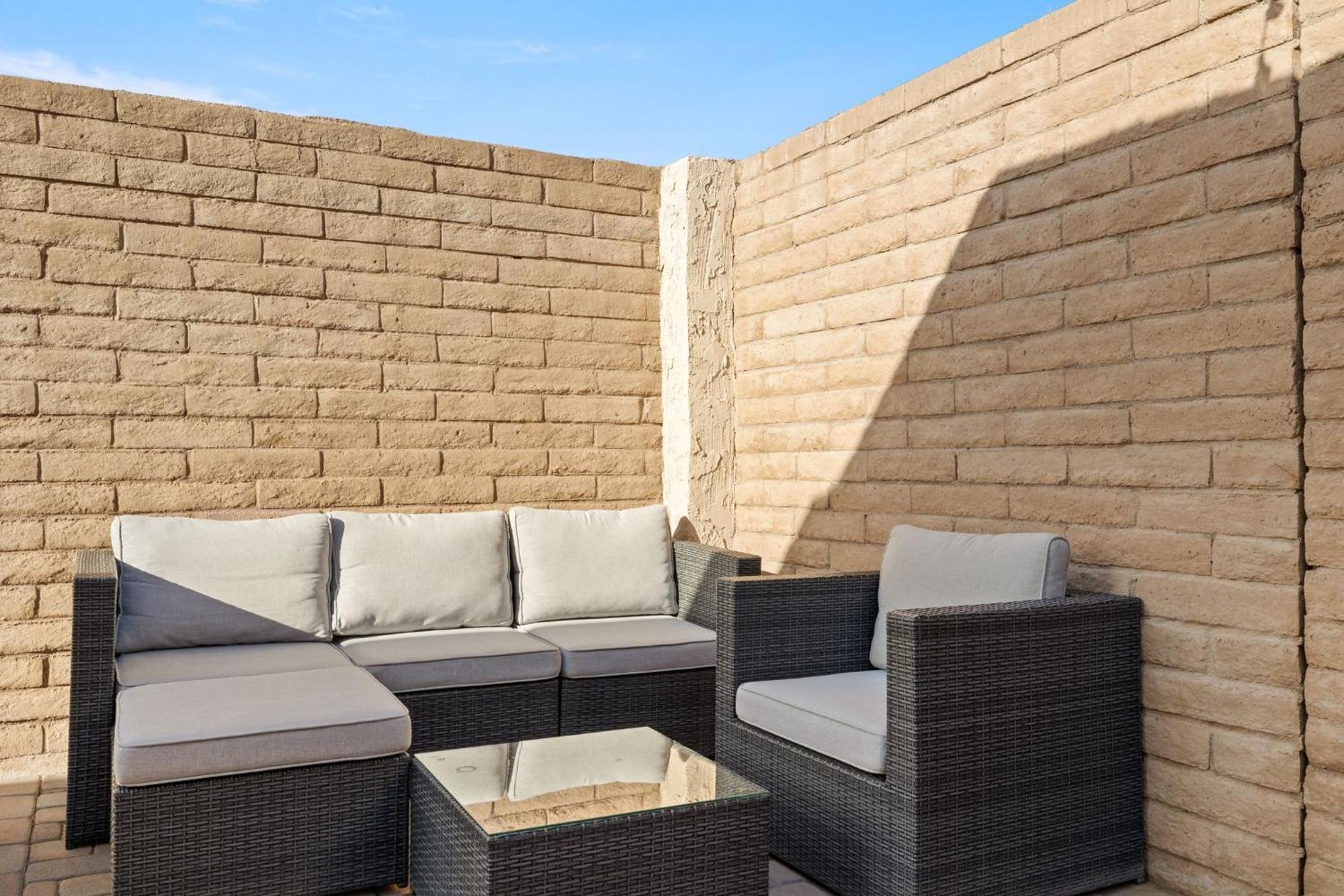 Charming Patio W/ Community Pool, Wfh Setups, 10 Min Walk To Old Town! Scottsdale