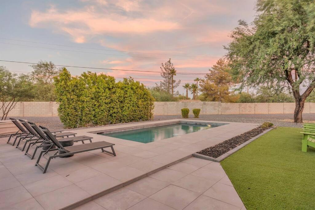 New Luxury Getaway With Heated Pool And Bbq Scottsdale