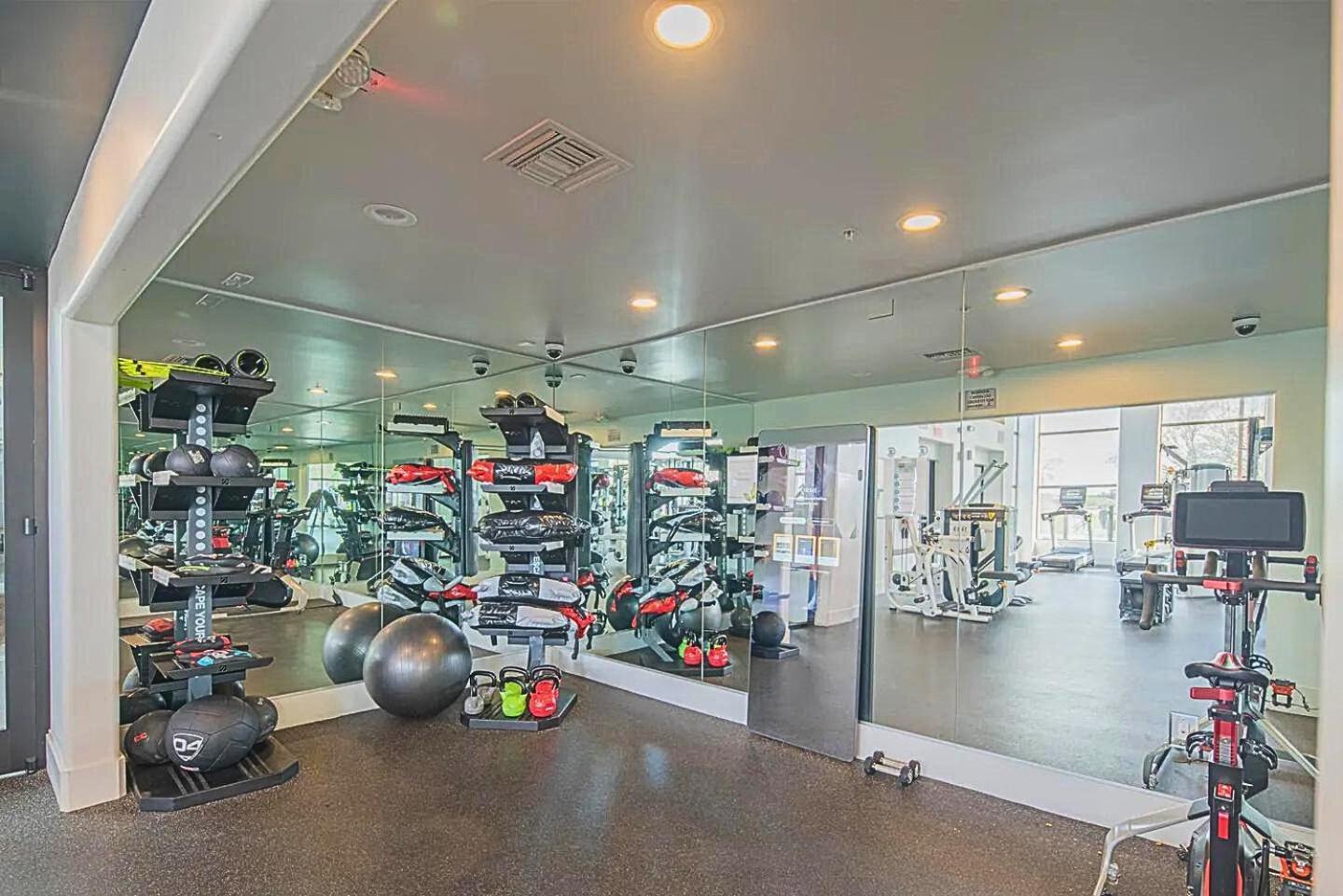 Golf View Oasis-serenity-tranquility-walkability N244 Apartment