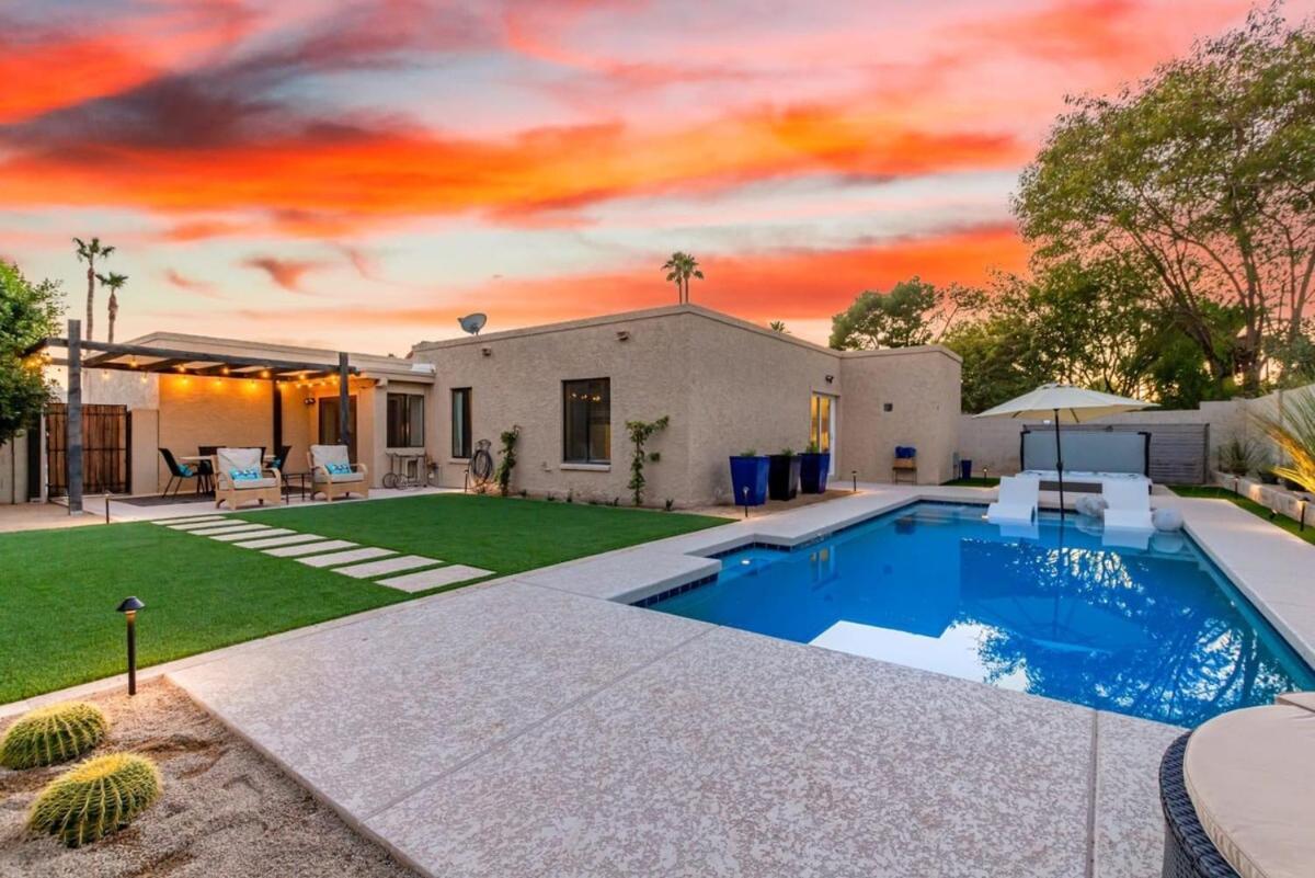 Executive Retreat-pool And Spa-az Canal Trail Holiday home Scottsdale