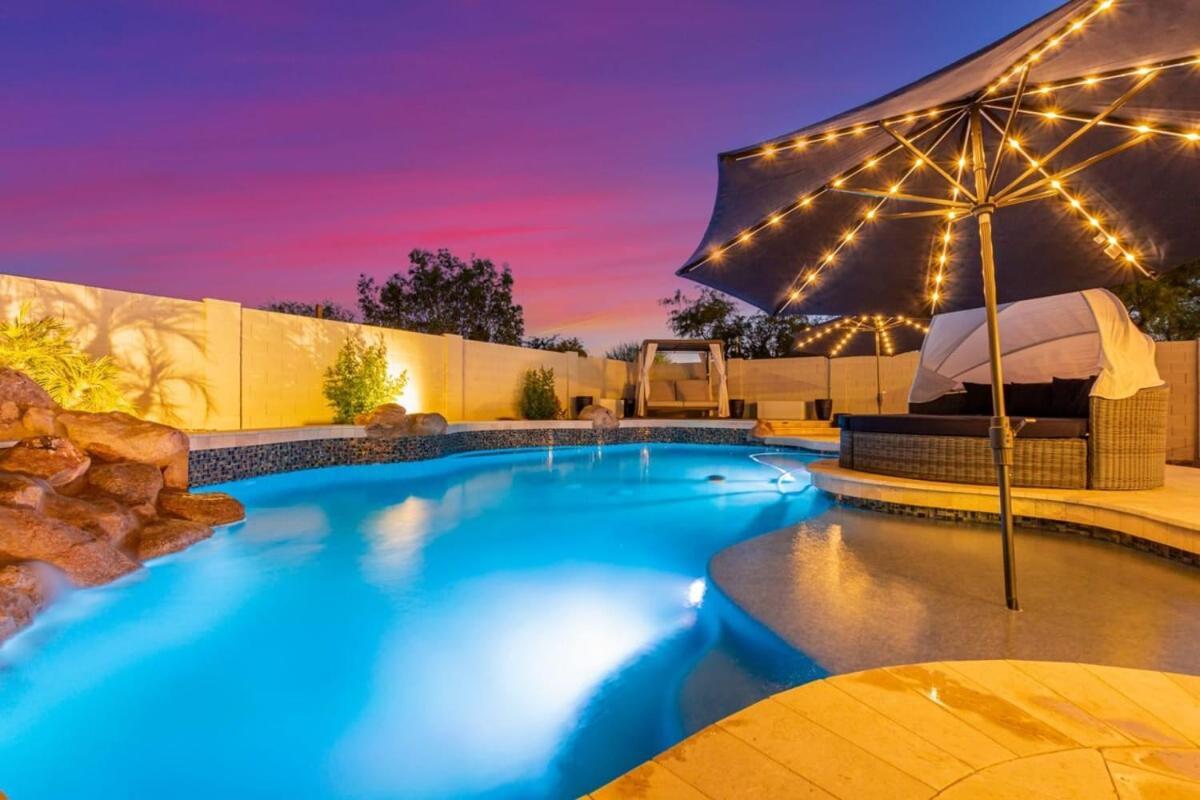 Holiday home Sweetwater Estate-pool-spa-sportcourt-putt Grn Scottsdale