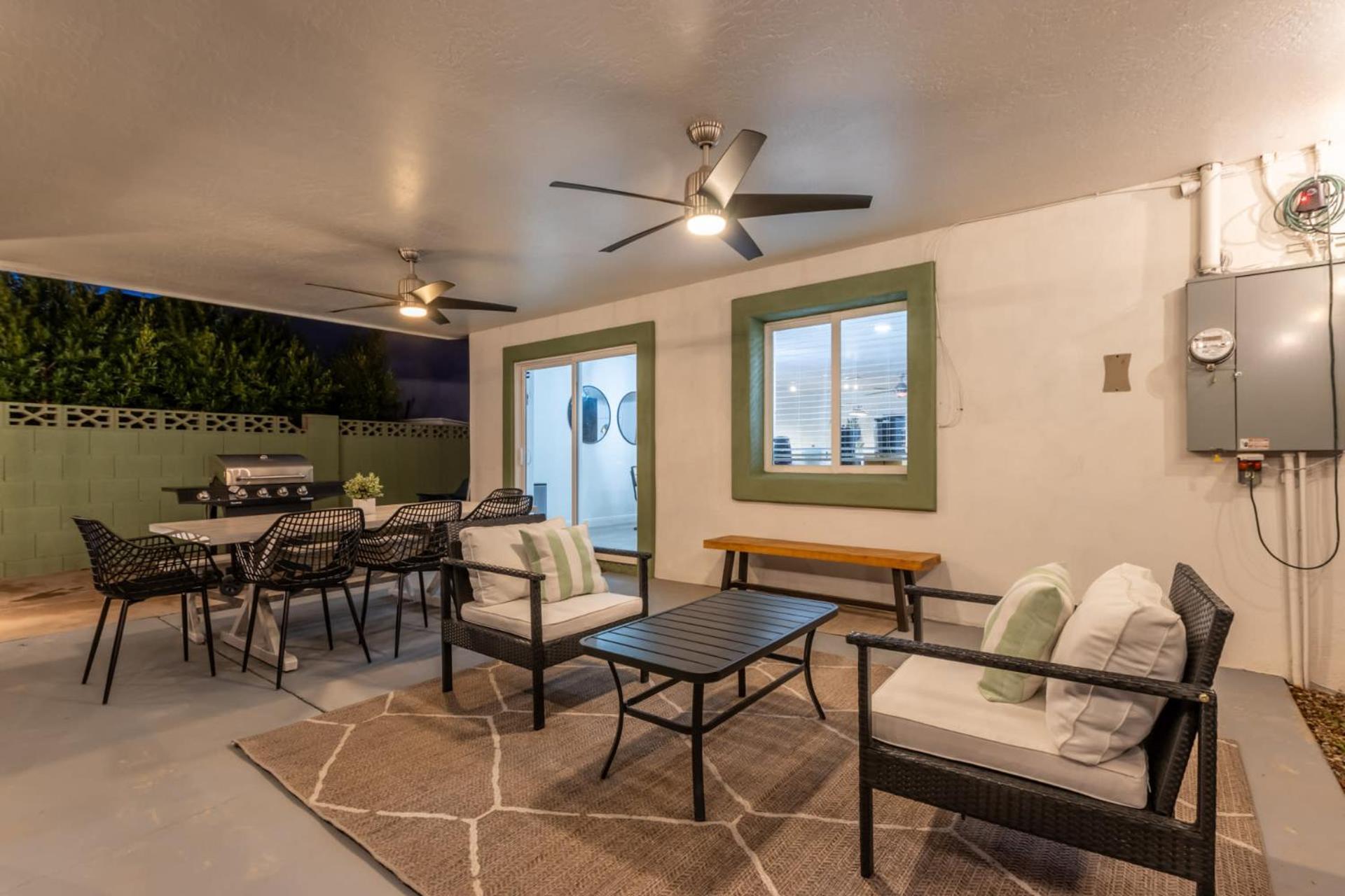 Desert Rose Family Retreat-free Htd Pool-2 Primarys-bar