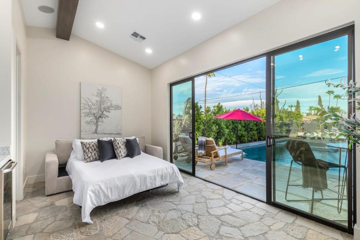 Stonewood Villa-ultralux 6br-5 Showers-htd Pool Holiday home Scottsdale