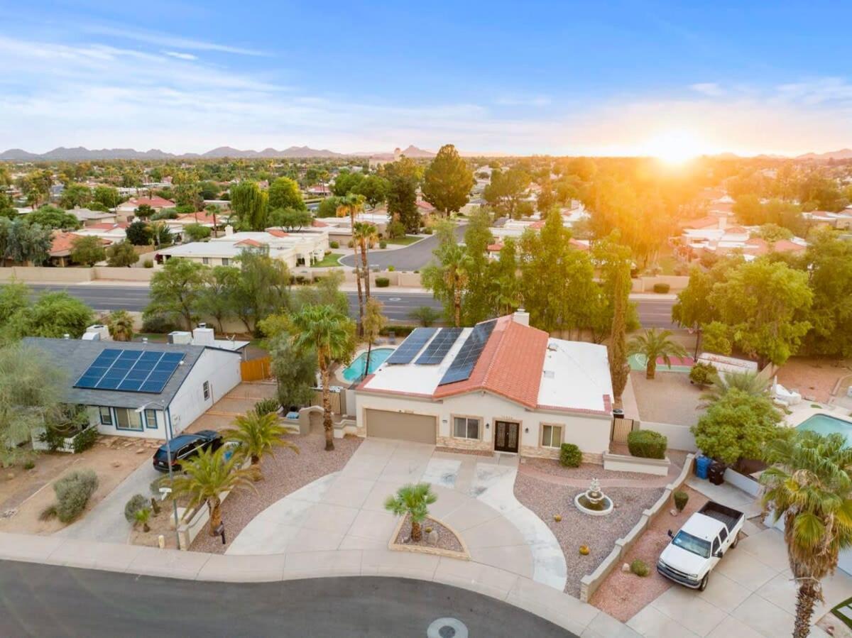 Holiday home 4bd Pool Basketball Hot Tub Pool Table Scottsdale