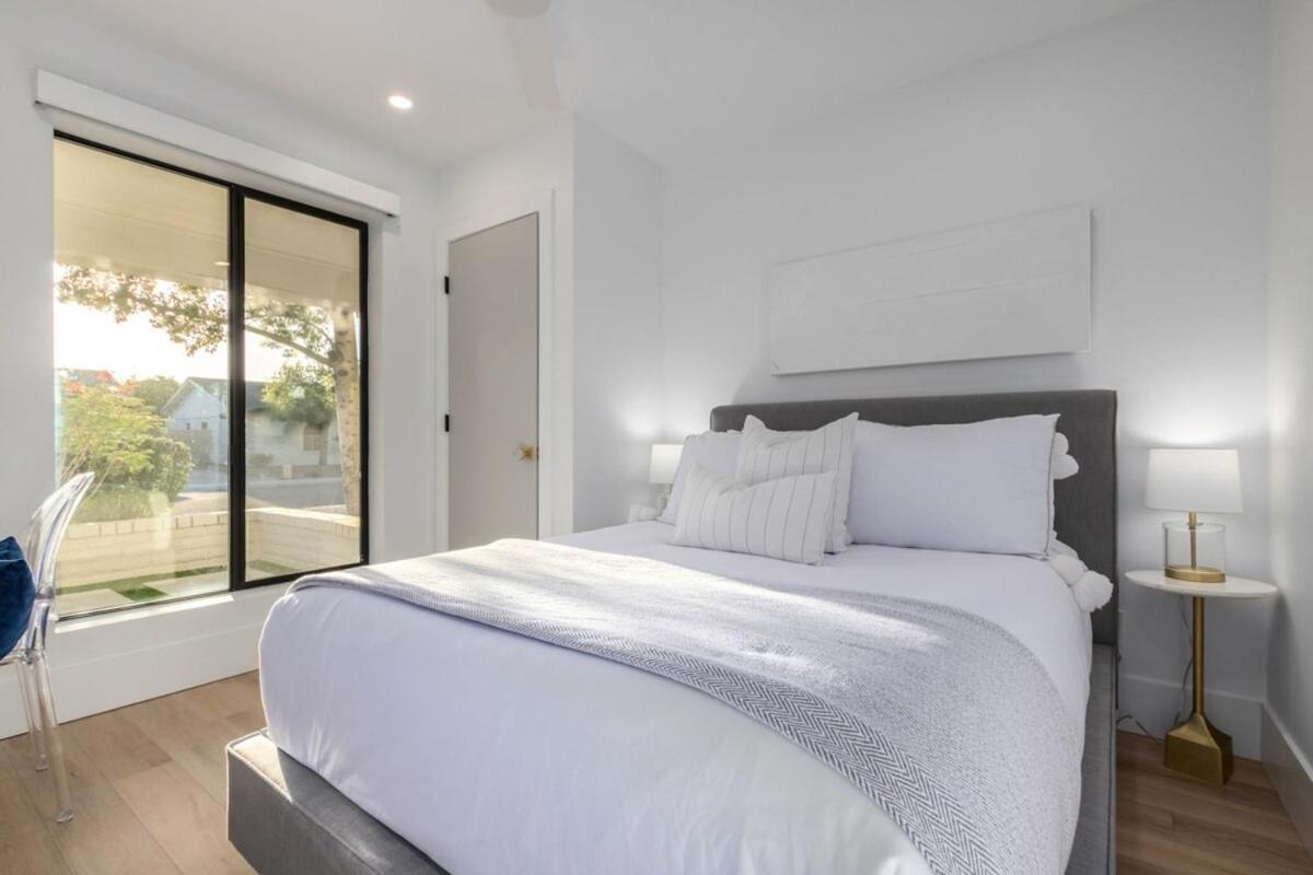 Lux Family Retreat-free Htd Pool-3 En-suites Holiday home *