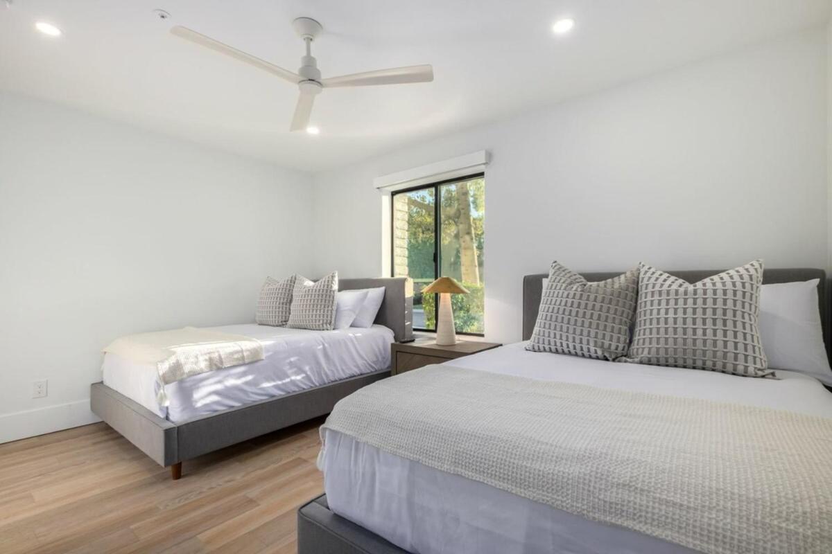 Lux Family Retreat-free Htd Pool-3 En-suites Holiday home *