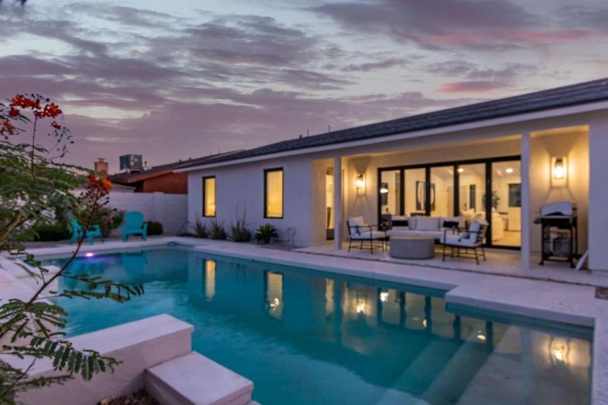Lux Family Retreat-free Htd Pool-3 En-suites Scottsdale