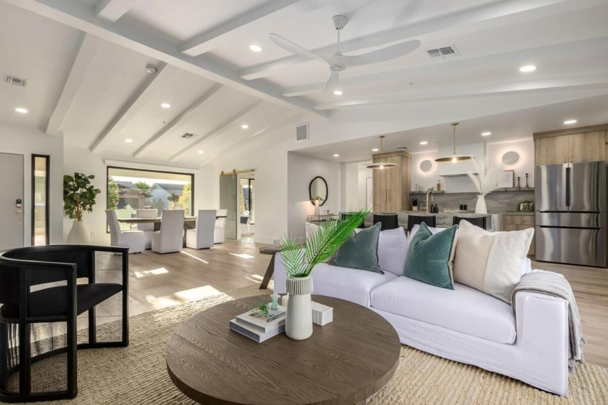Lux Family Retreat-free Htd Pool-3 En-suites Holiday home Scottsdale