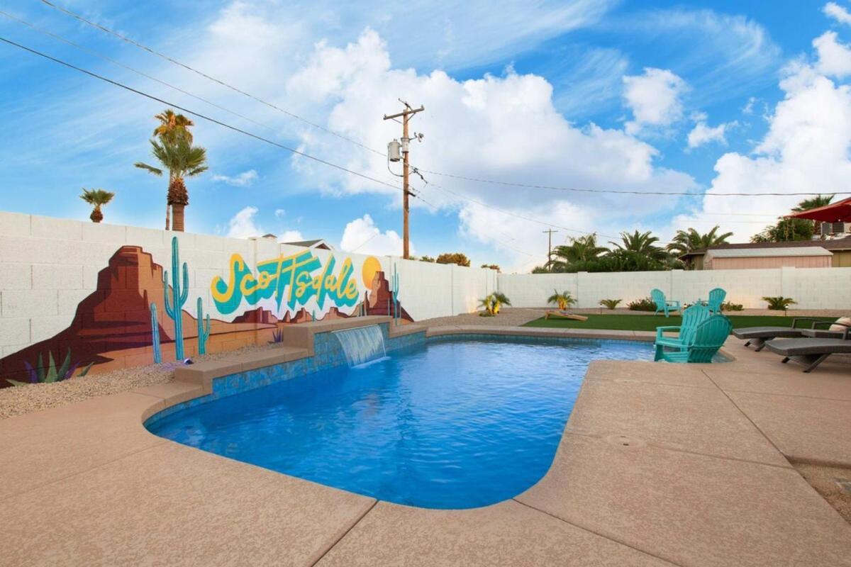 Modern Sw Family Retreat-pool-hot Tub-firepit Holiday home